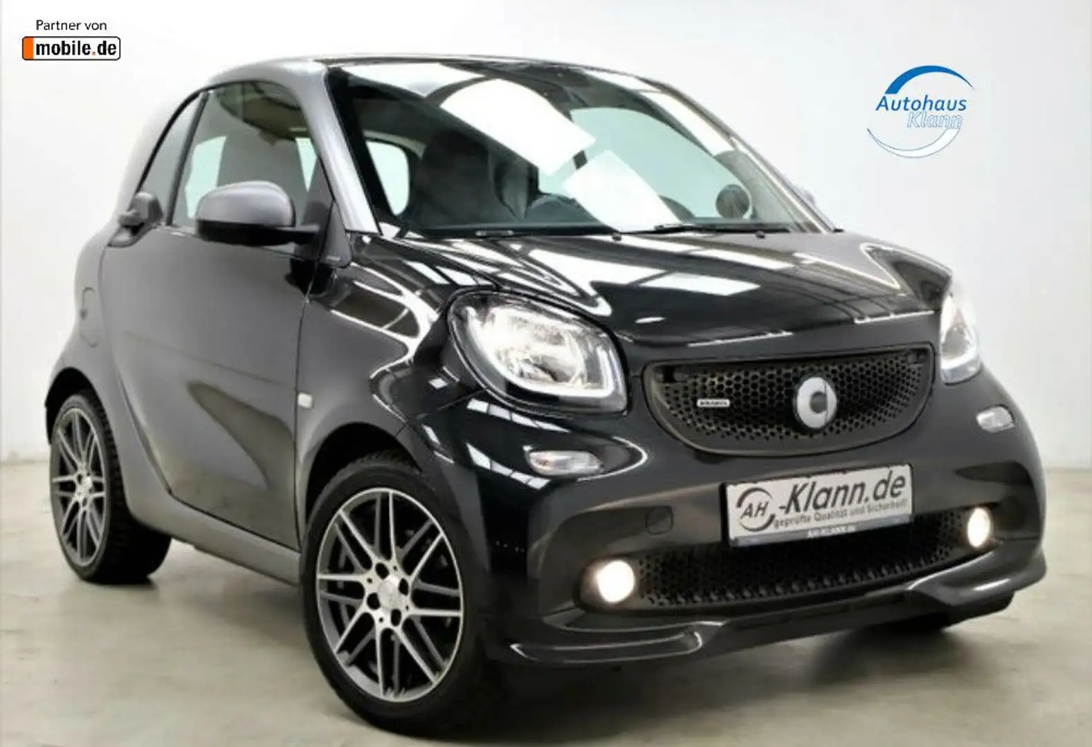 smart forTwo Fortwo Coupe Brabus 109PS R-CAM SHZ Pano JBL Noir - 1