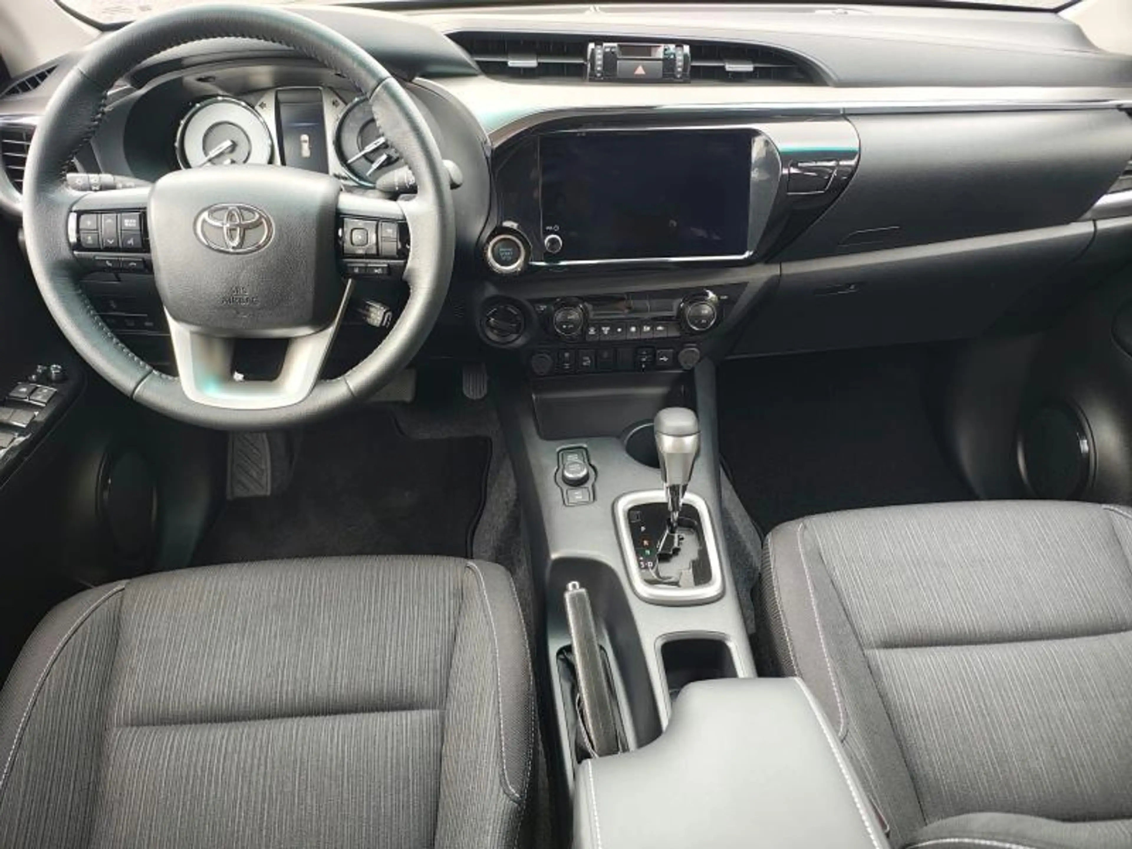Toyota Hilux Double Cab / Executive / 0 Km ! — photo 6