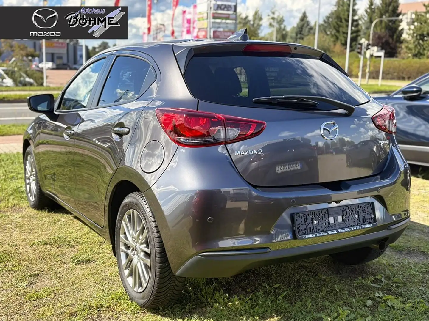 Mazda 2 SKYACTIV-G 90 M Hybrid KIZOKU Gris - 2