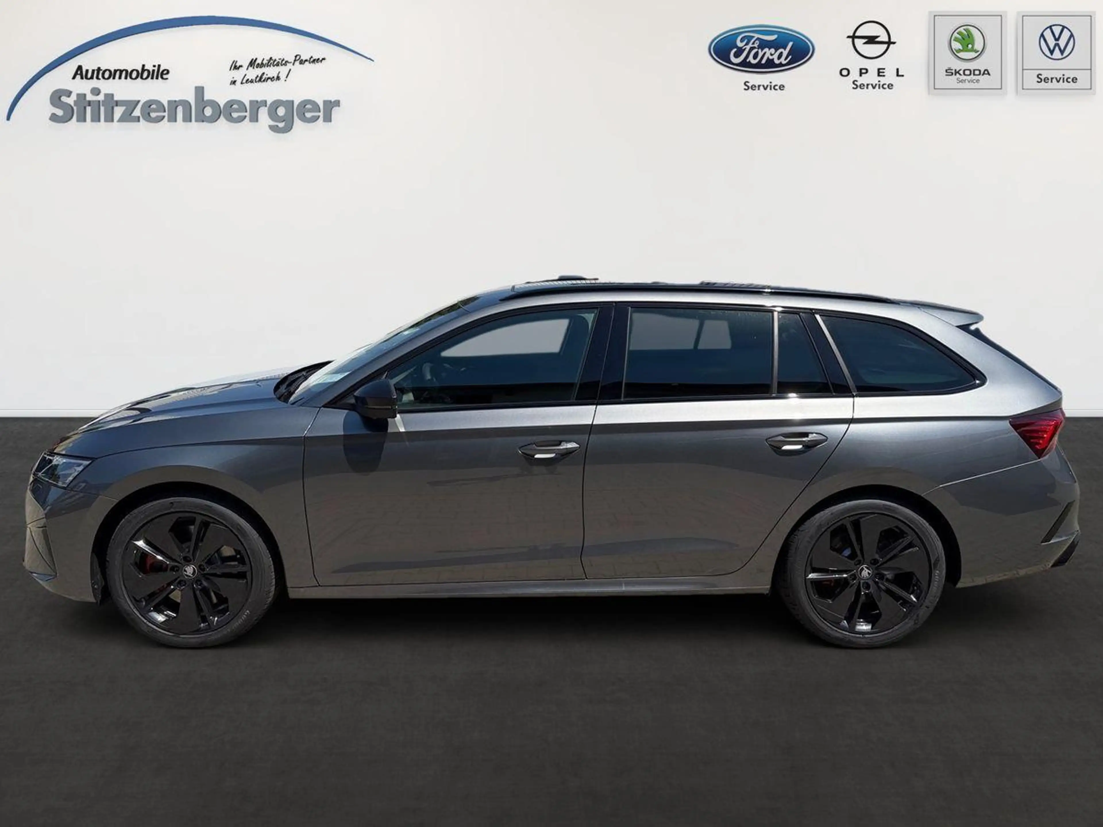 Skoda Octavia Combi RS 2.0 TSI DSG PANO*AHK*ACC*RFK* — photo 6