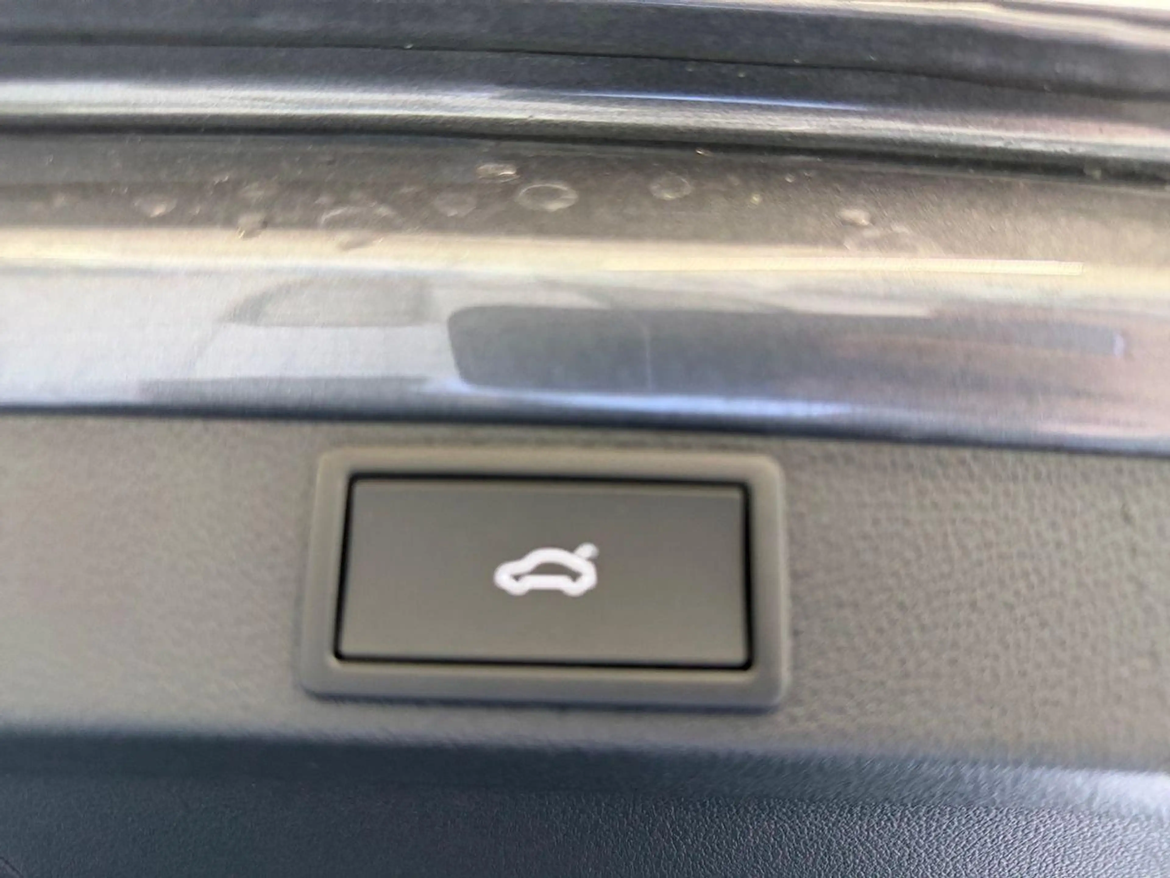 Skoda Octavia Combi RS 2.0 TSI DSG PANO*AHK*ACC*RFK* — photo 10