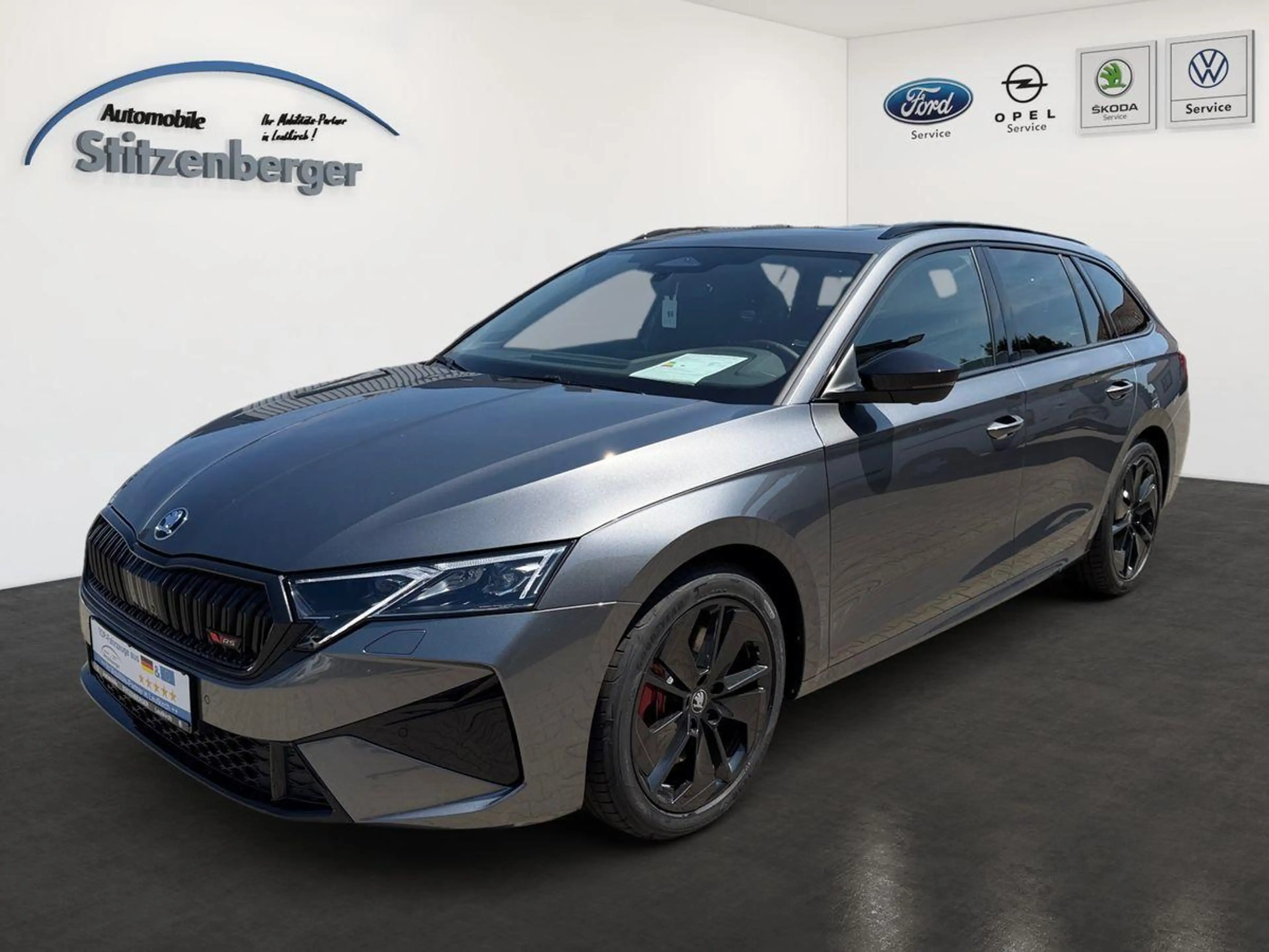Skoda Octavia Combi RS 2.0 TSI DSG PANO*AHK*ACC*RFK*