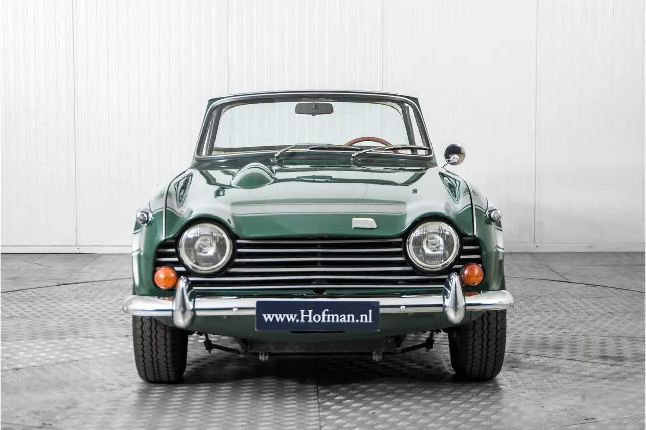 Triumph TR5 TR250 5 Speed, Surrey top, foto 12