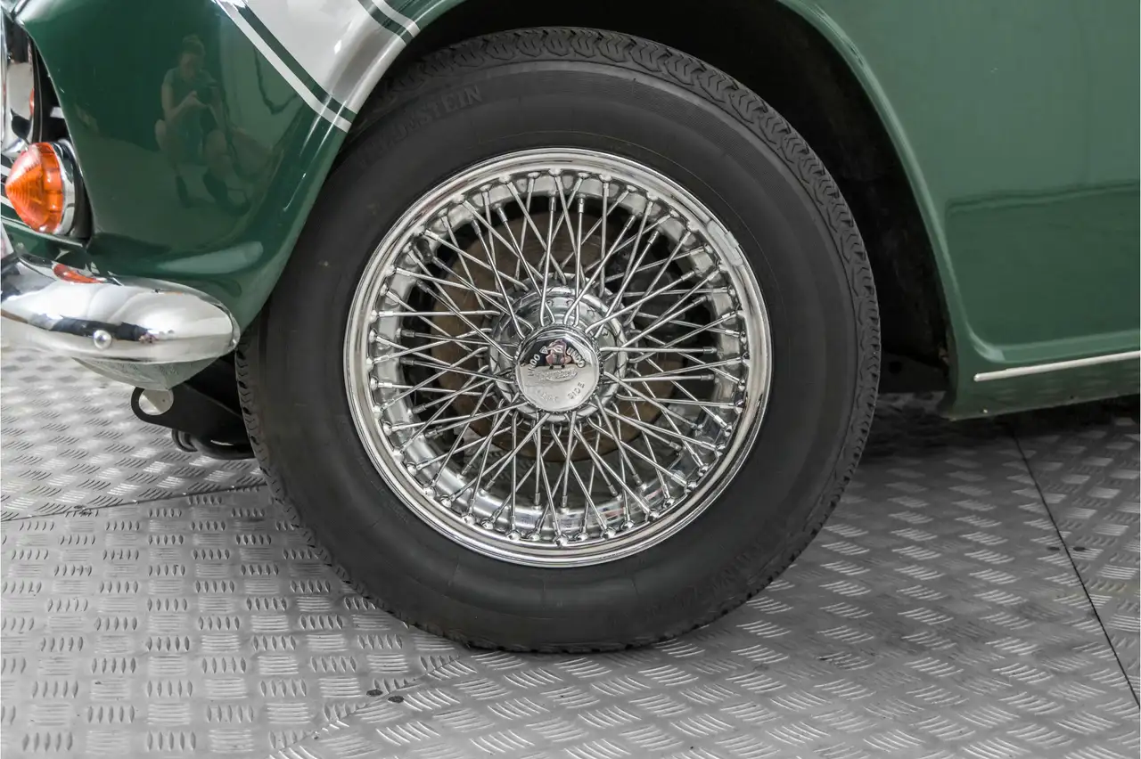 Triumph TR5 TR250 5 Speed, Surrey top, foto 4