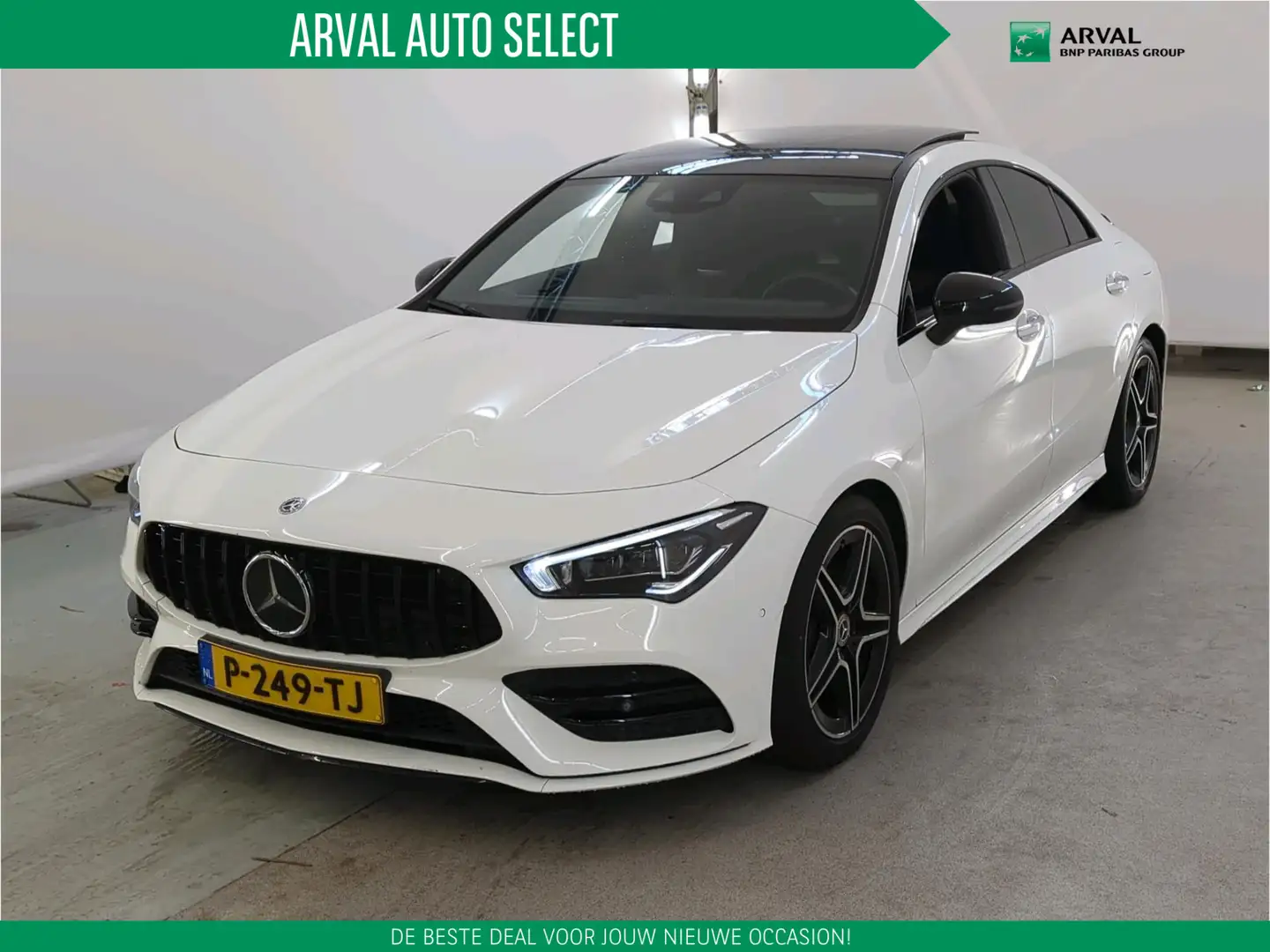 Mercedes-Benz CLA 200 163pk Automaat Business Solution Plus AMG | Panora Wit - 1