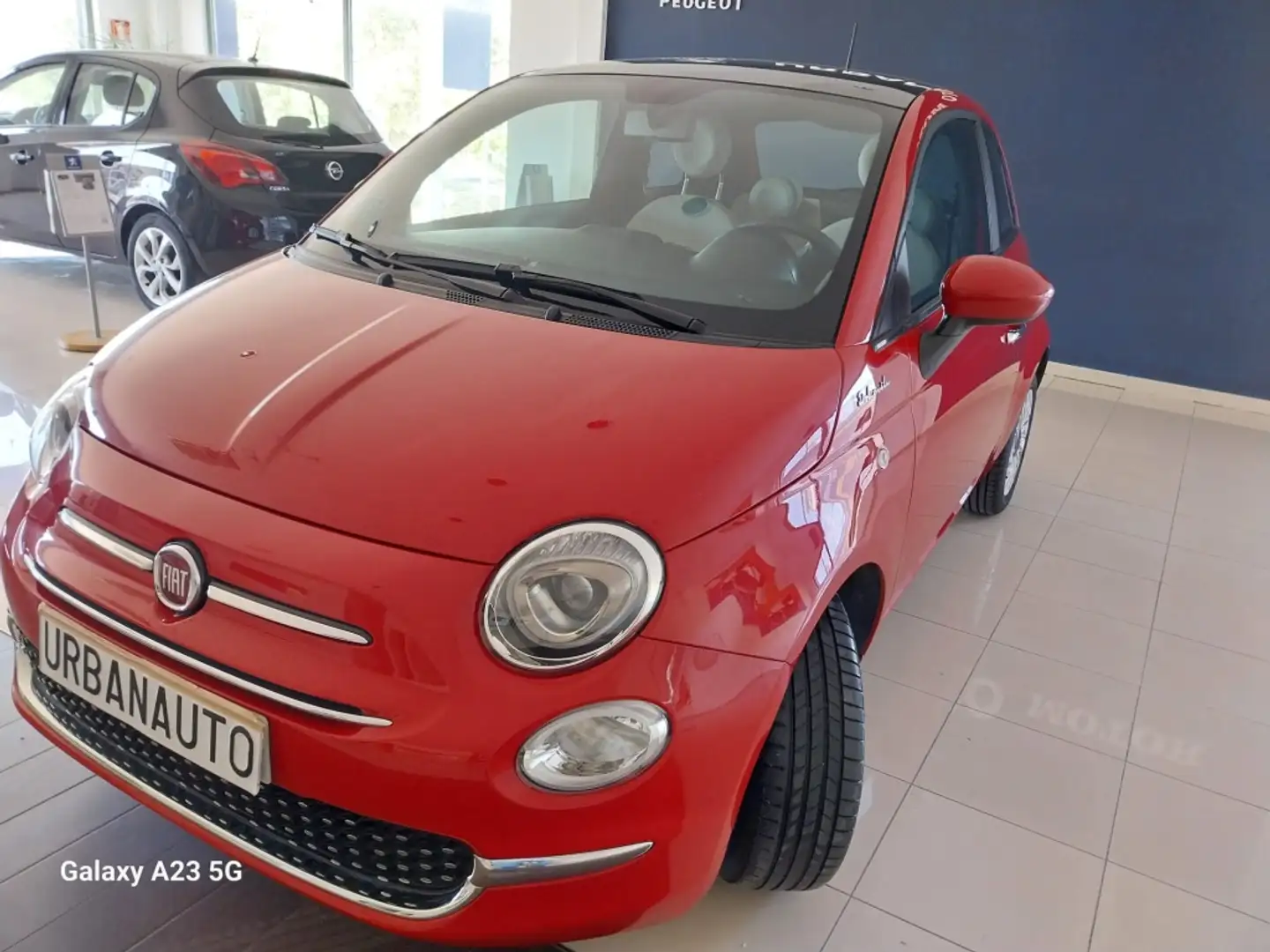 Fiat 500C 1.0 Hybrid Dolcevita SS 52kW Rojo - 1