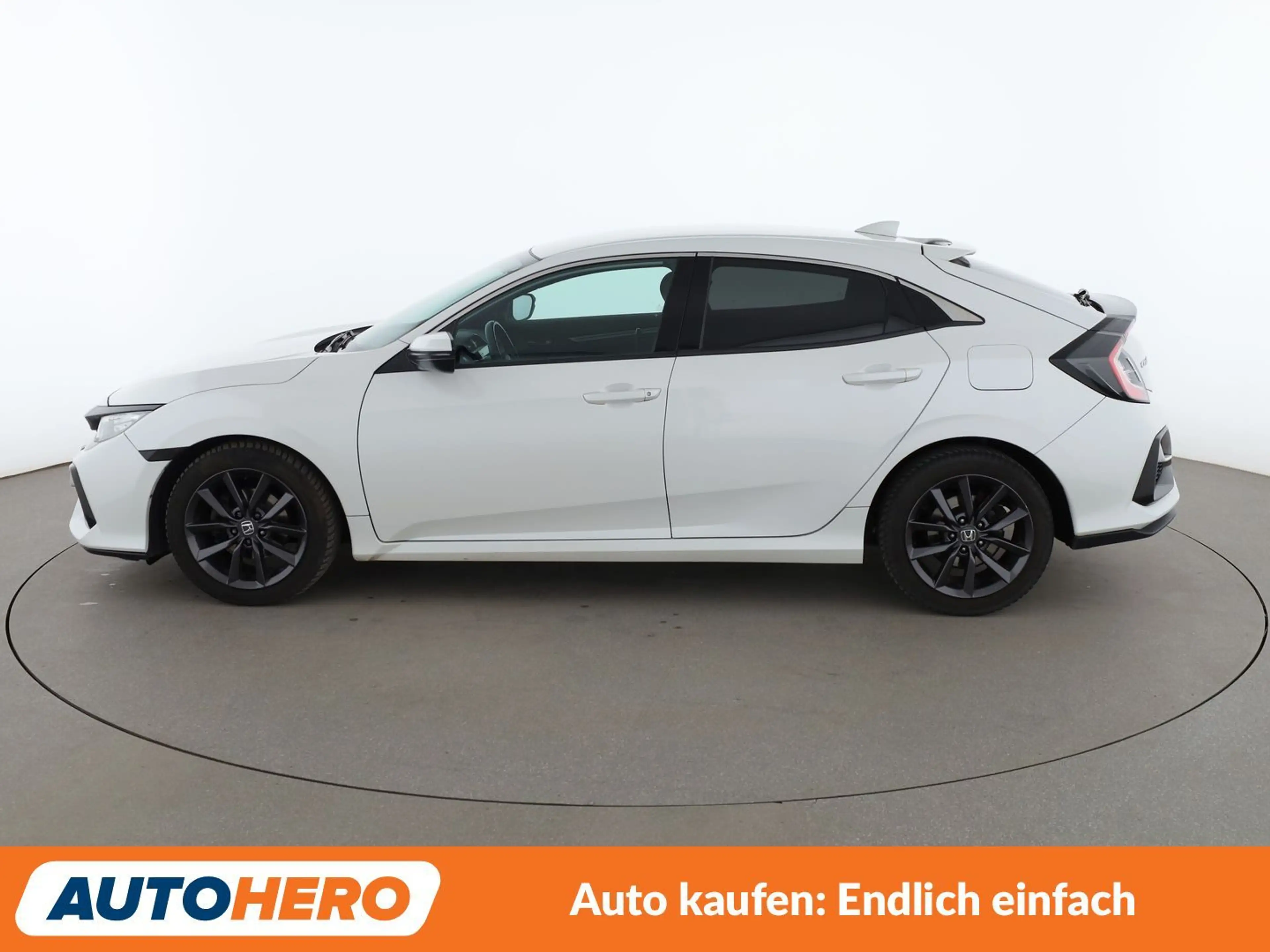 Honda Civic 1.0 VTEC Elegance *NAV*ACC*CAM*PDC*SHZ*ALU*KLIMA* — photo 3