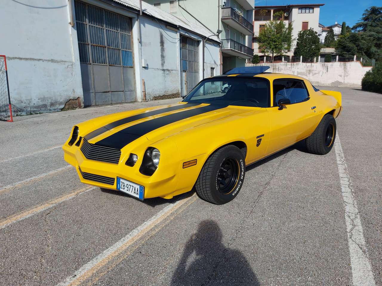 Chevrolet Camaro 5.7cc V8 bumblebee