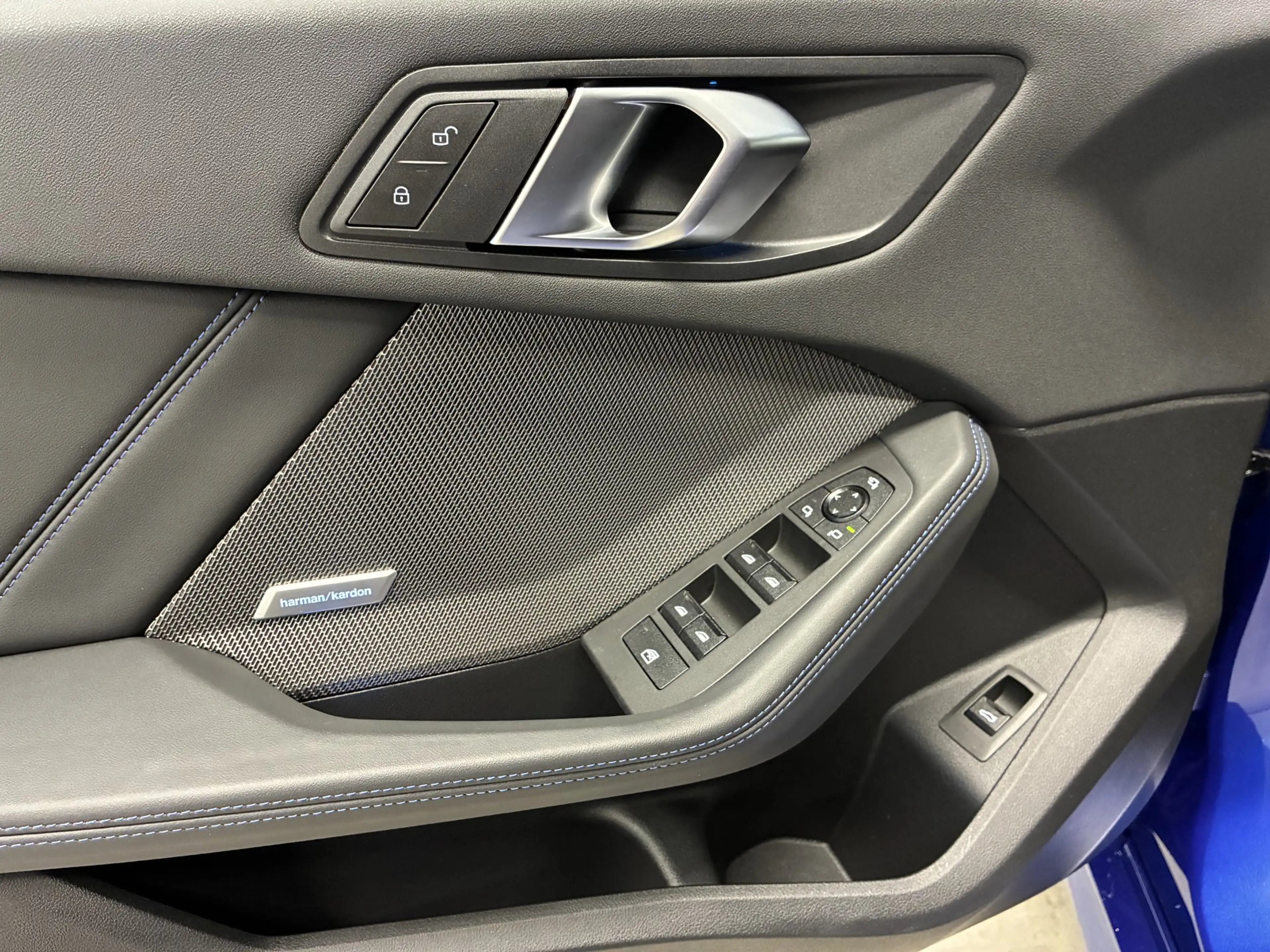 BMW 135 M135i xDrive — photo 11