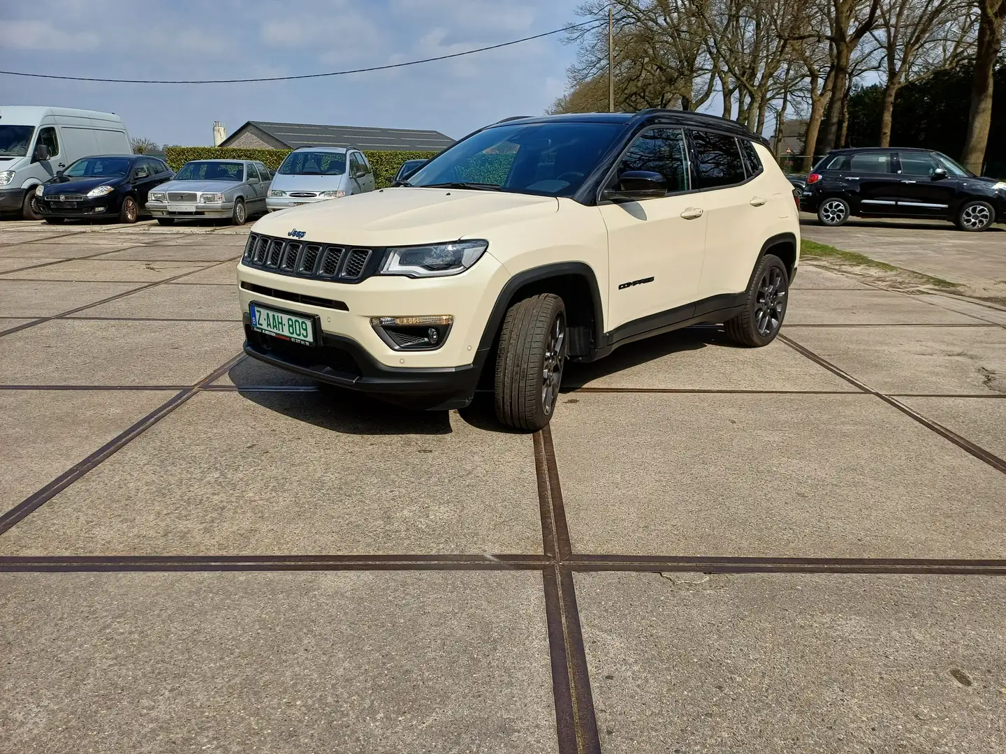 Jeep Compass s 4 XE Plug in Hybride Automaat Beige - 2