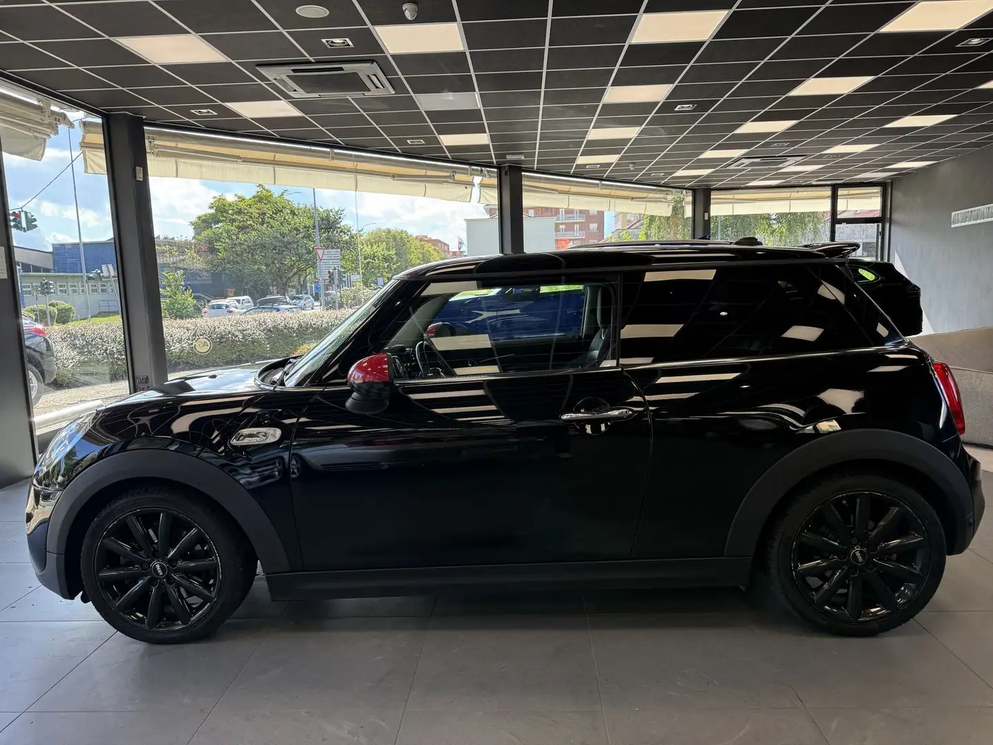 MINI John Cooper Works Mini Cooper S 2.0 John Cooper Works Zwart - 2