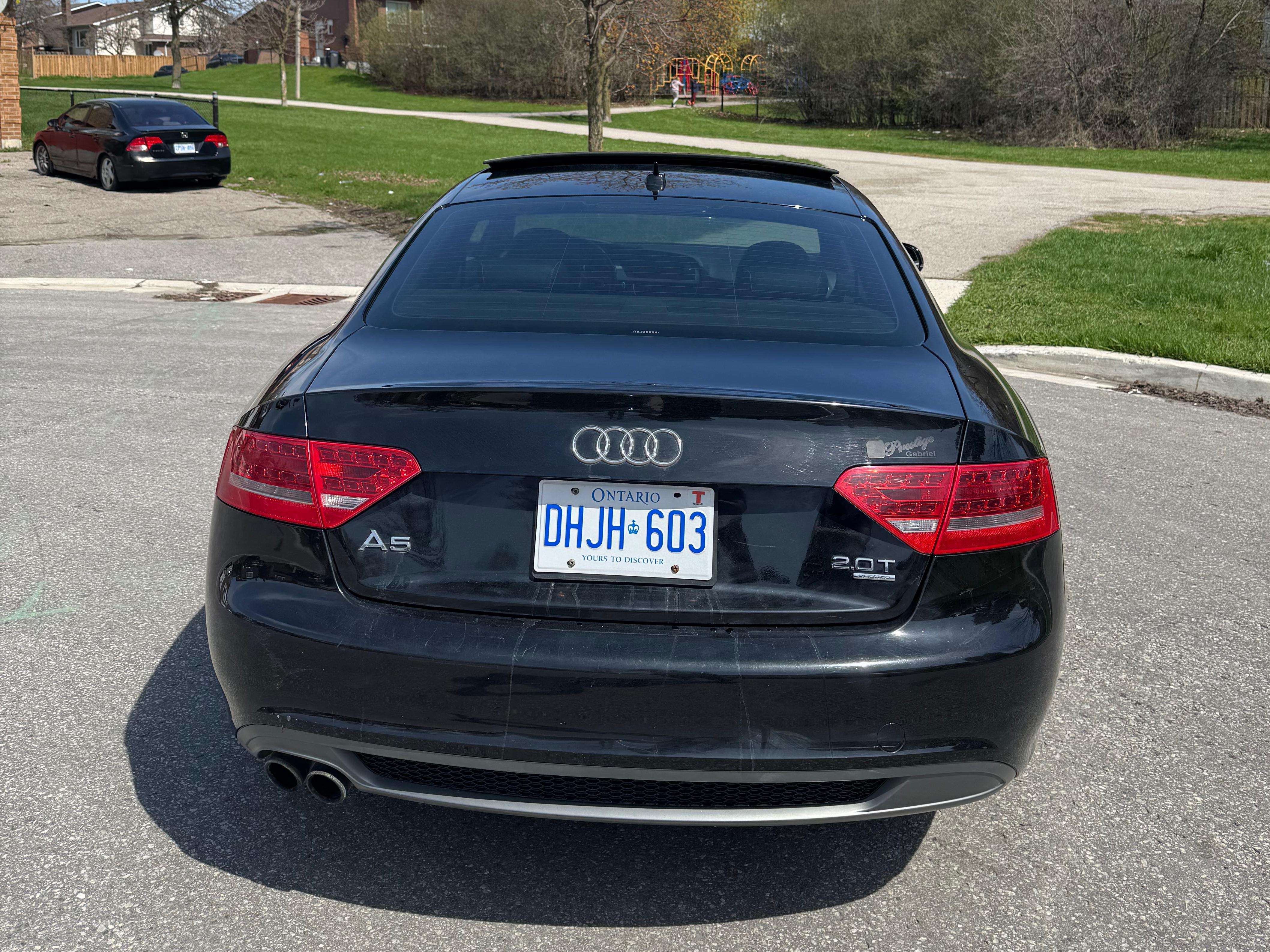 2010 Audi A5 Premium thumb 6
