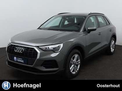 Audi Q3 35 TFSI Business Edition Automaat | Carplay | Park