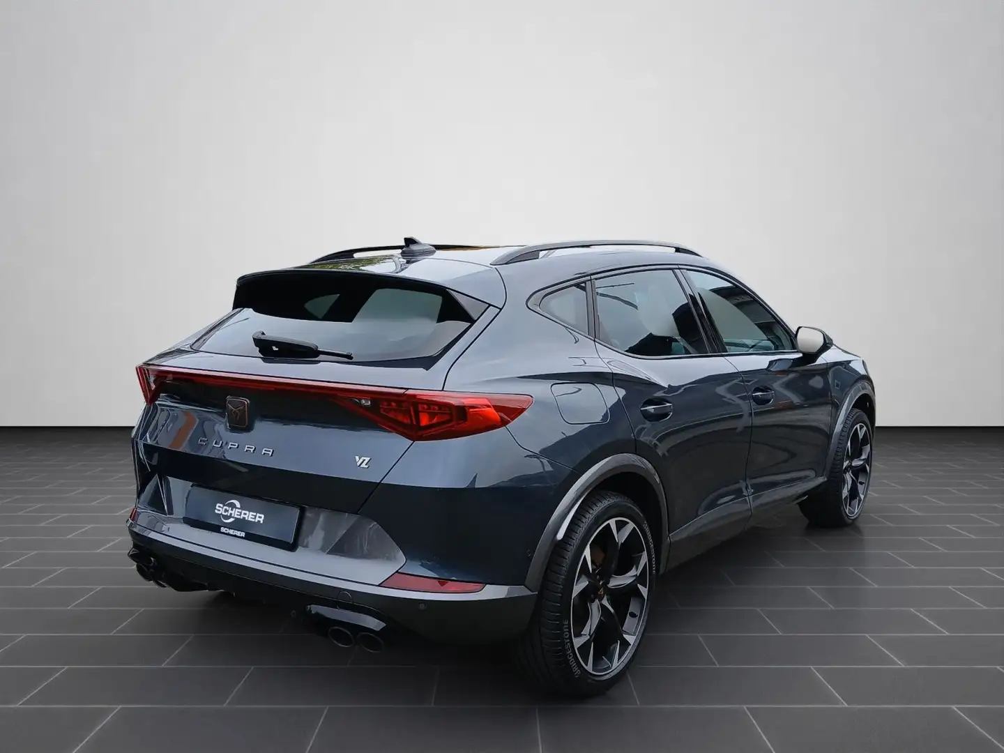 CUPRA Formentor VZ 2.0 TSI DSG 4Drive Navi BeatsAudio Grau - 2