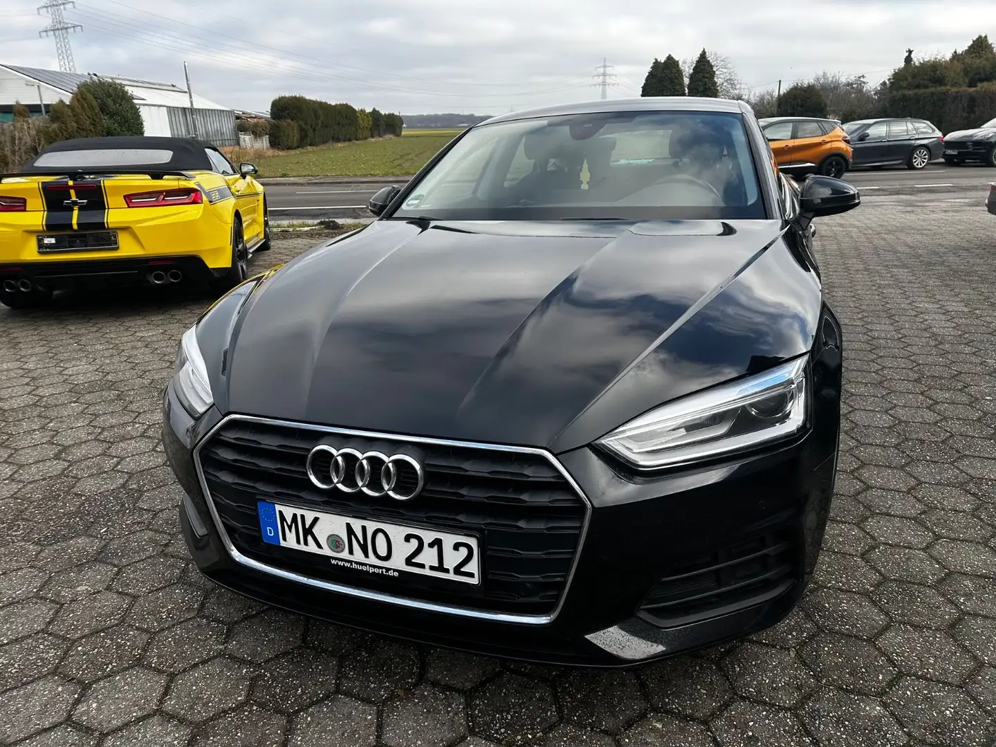 Audi A5 Sportback 40 g-tron Schwarz - 1