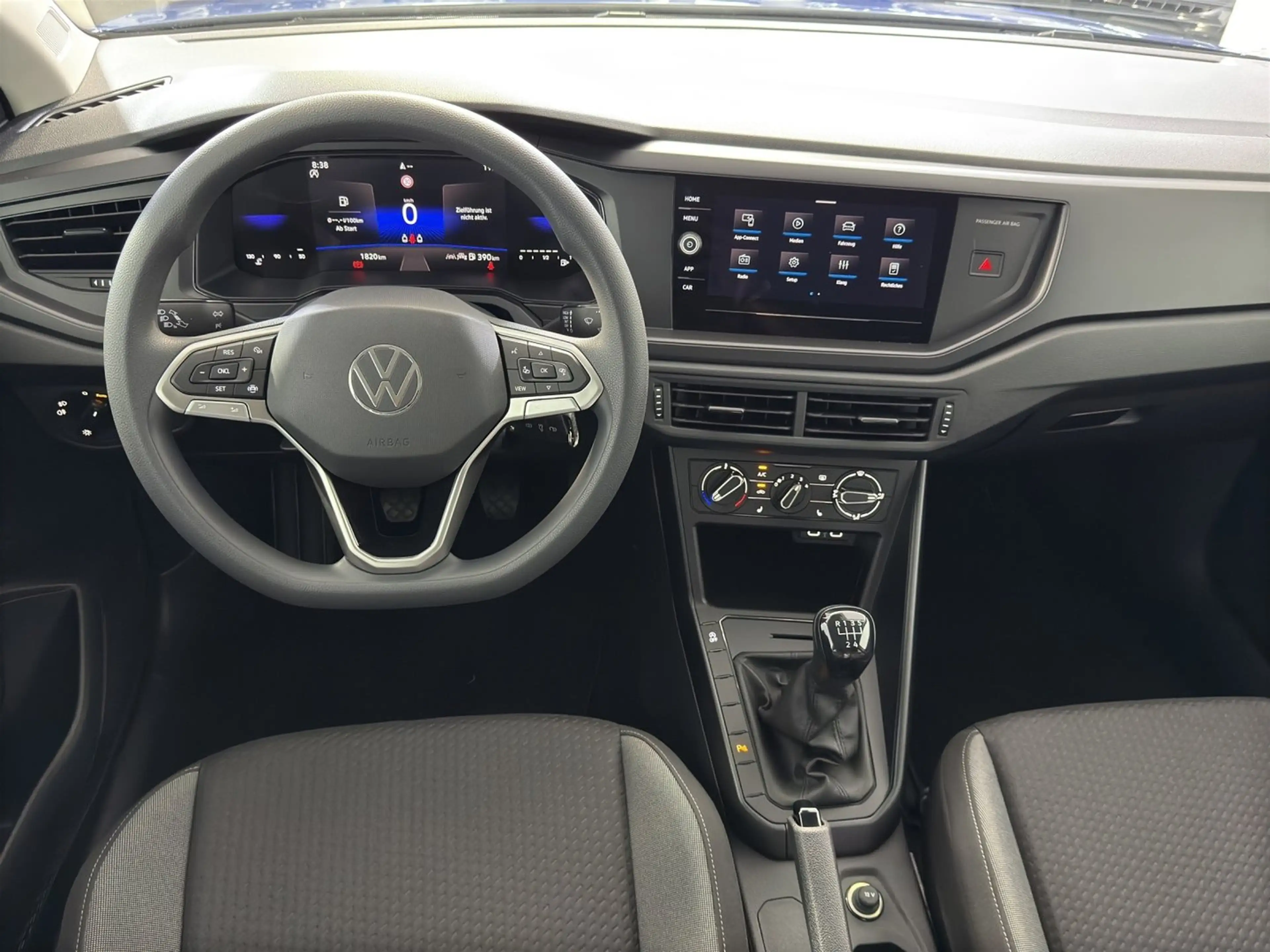 Volkswagen Taigo 4Me TSI — photo 7