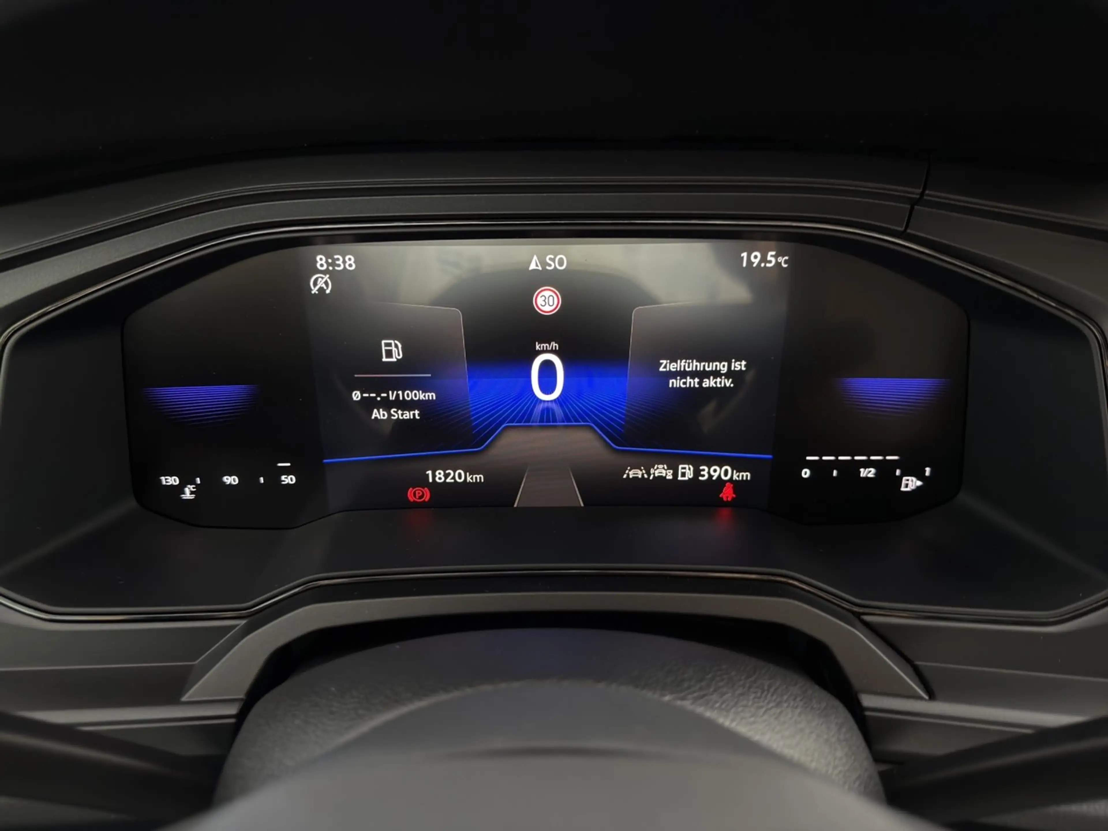 Volkswagen Taigo 4Me TSI — photo 9