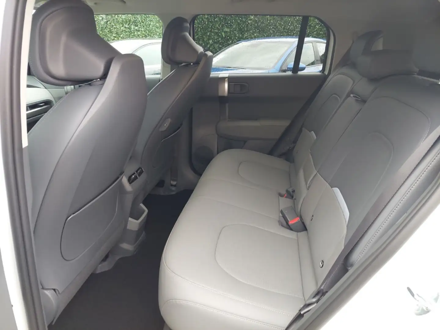 Kia EV3 58,3-kWh MY26 Air Winter-Paket WP Navi Apps Weiß - 2