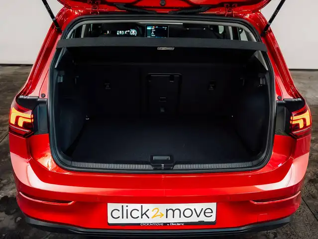 Volkswagen Golf view 6