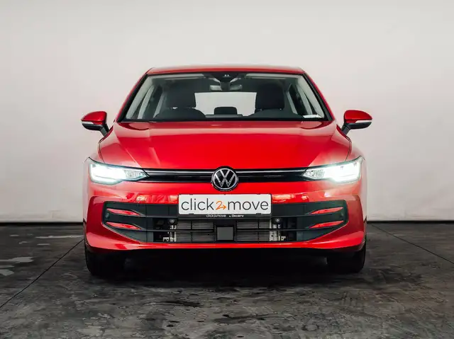 Volkswagen Golf view 3