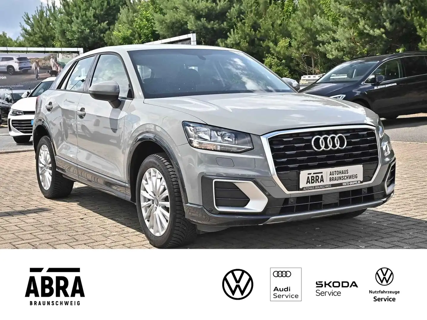 Audi Q2 35 TFSI design S-tronic NAVI+PDC+PHONE+AHK Grau - 2