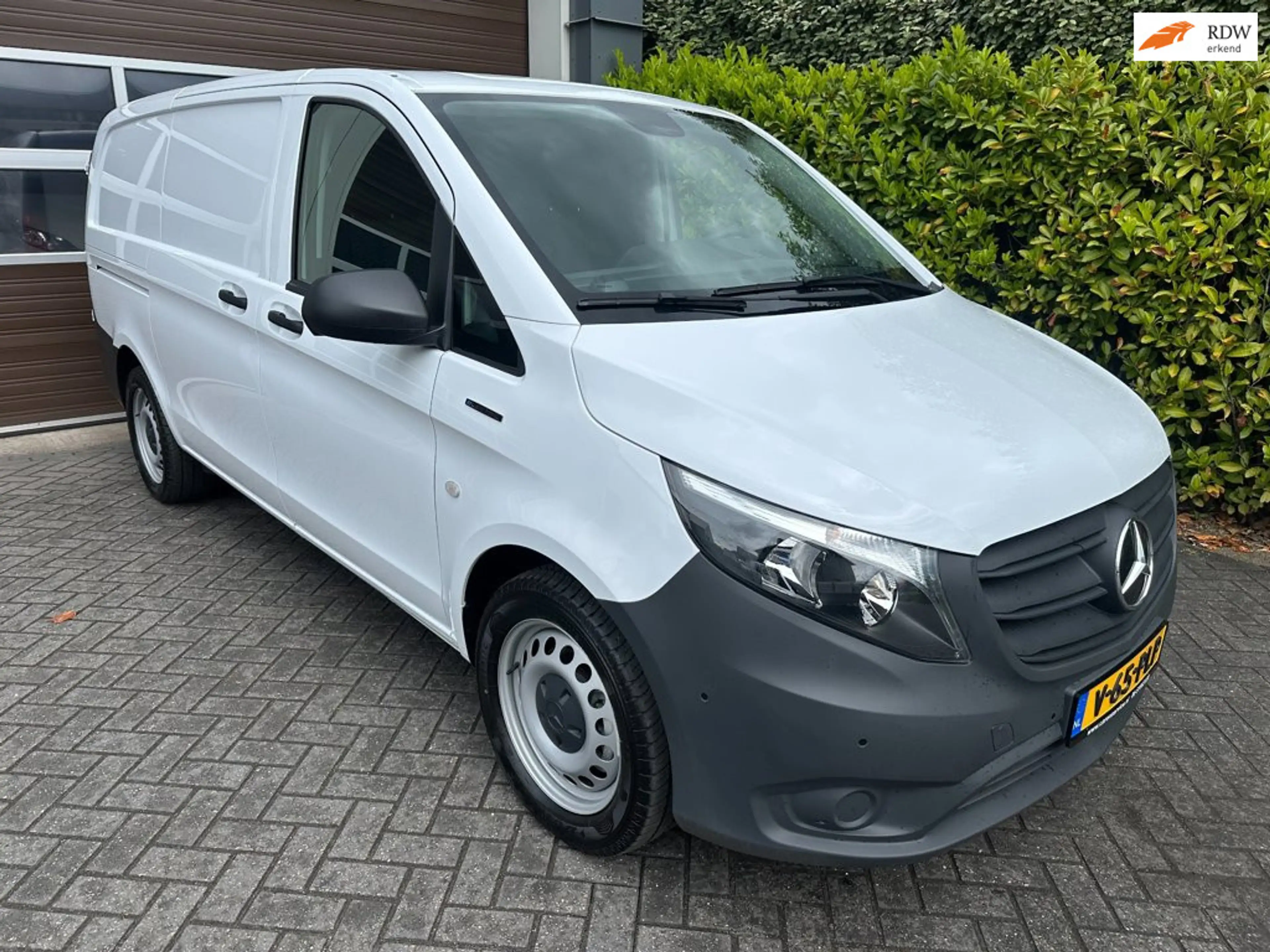 Mercedes-Benz Vito EVITO EVito 112 L2 85KW 60kWh Cruisecontrole Achte