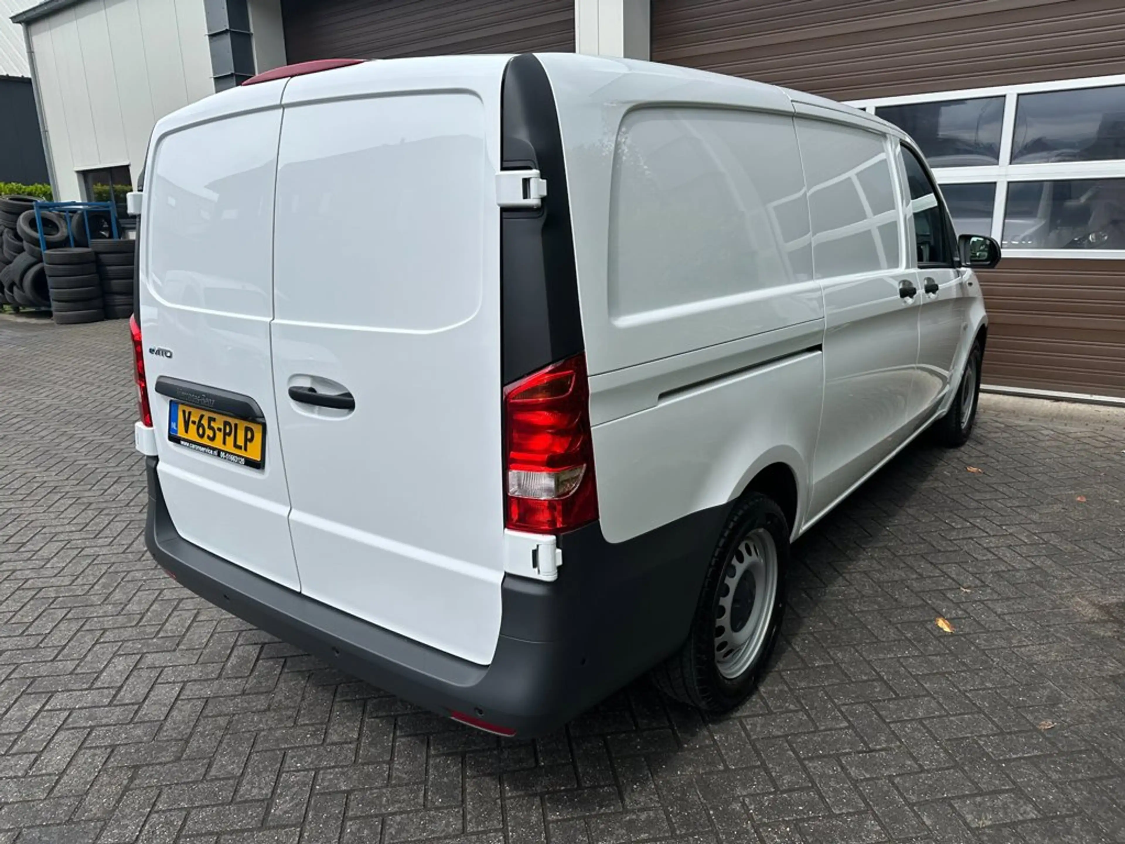 Mercedes-Benz Vito EVITO EVito 112 L2 85KW 60kWh Cruisecontrole Achte — photo 4