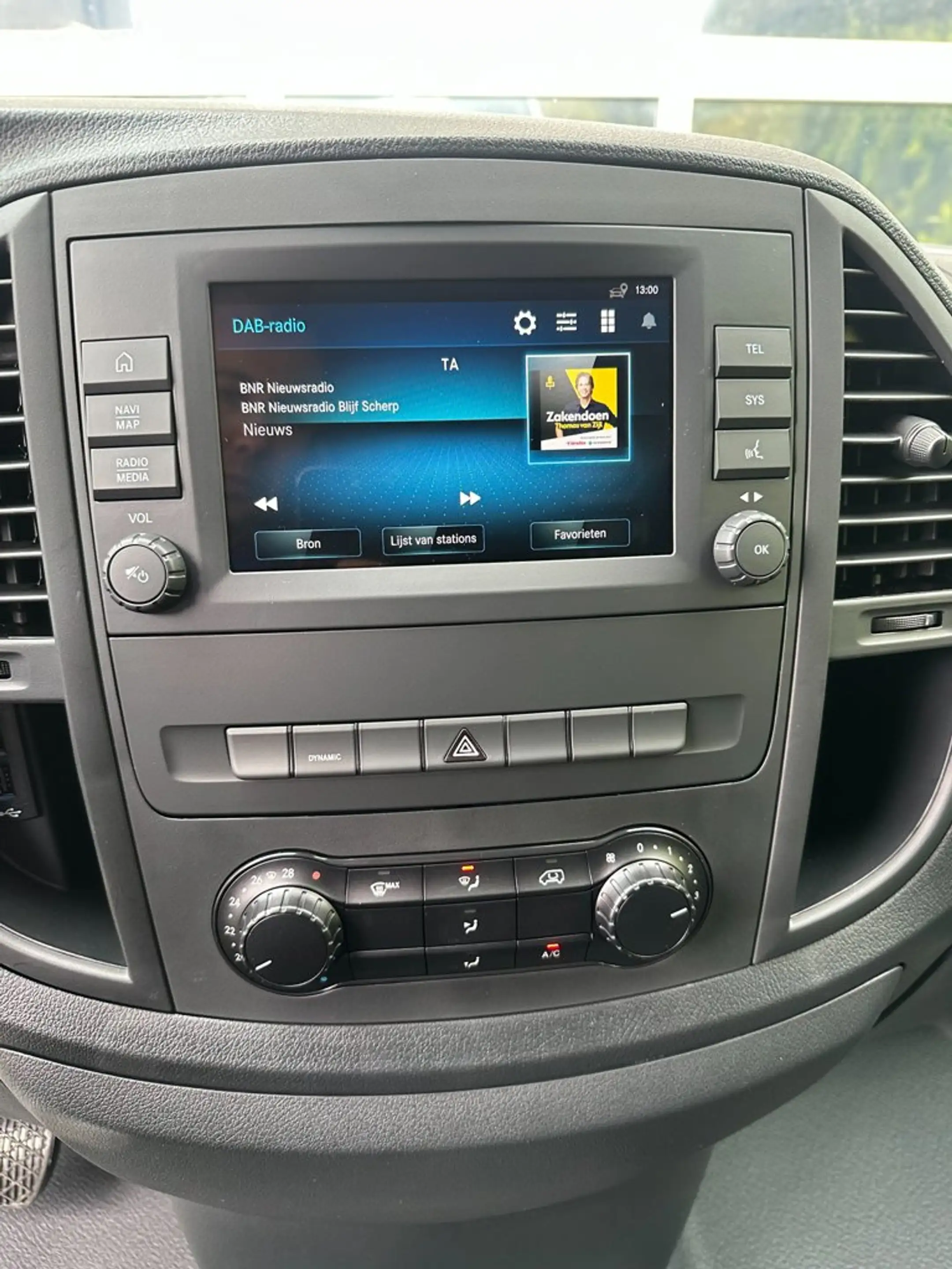 Mercedes-Benz Vito EVITO EVito 112 L2 85KW 60kWh Cruisecontrole Achte — photo 9