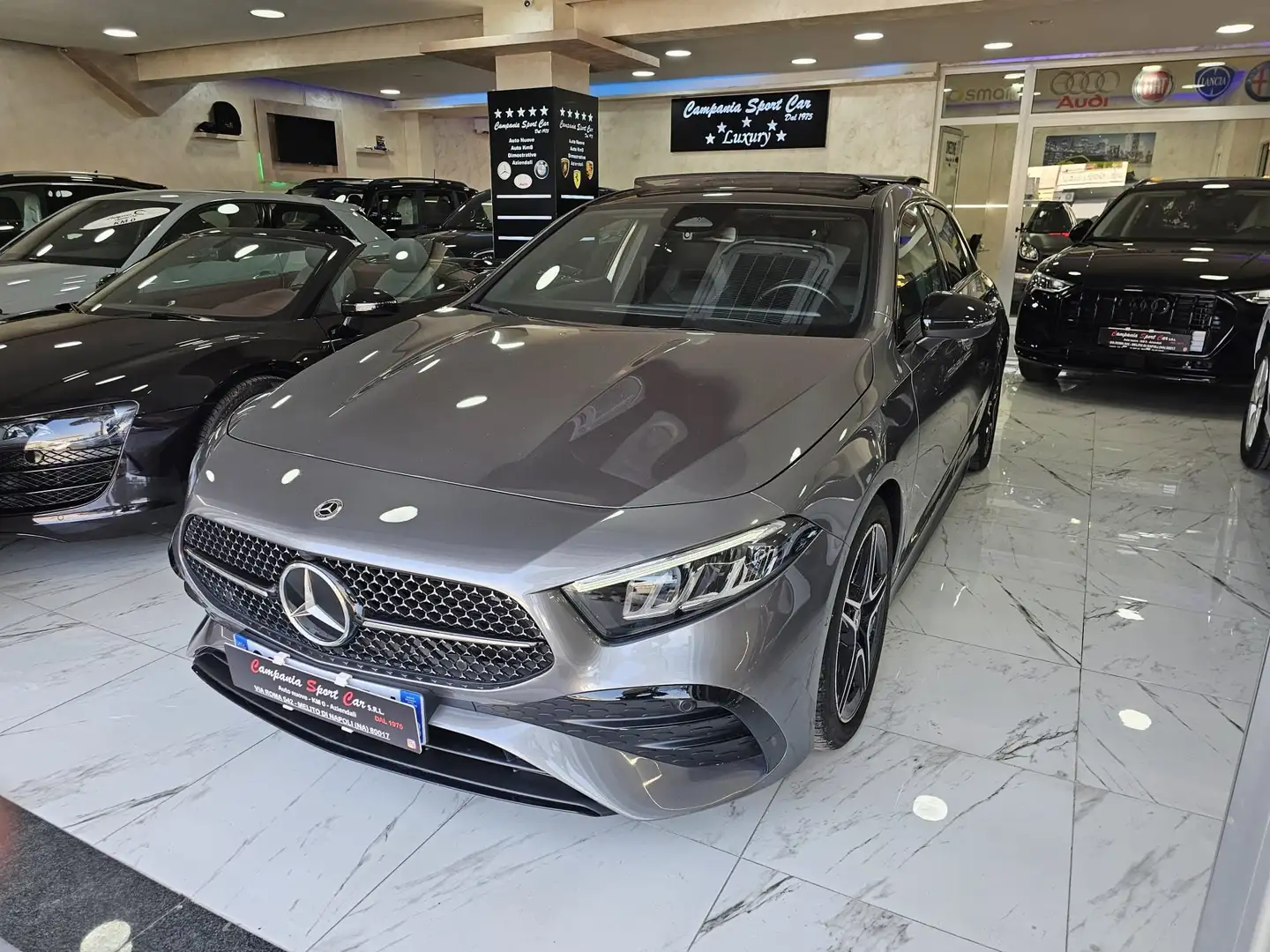 Mercedes-Benz A 180 AMG LINE PREMIUM 2.0d 116CV CAMBIO AUTOMATIC TETTO Gris - 1