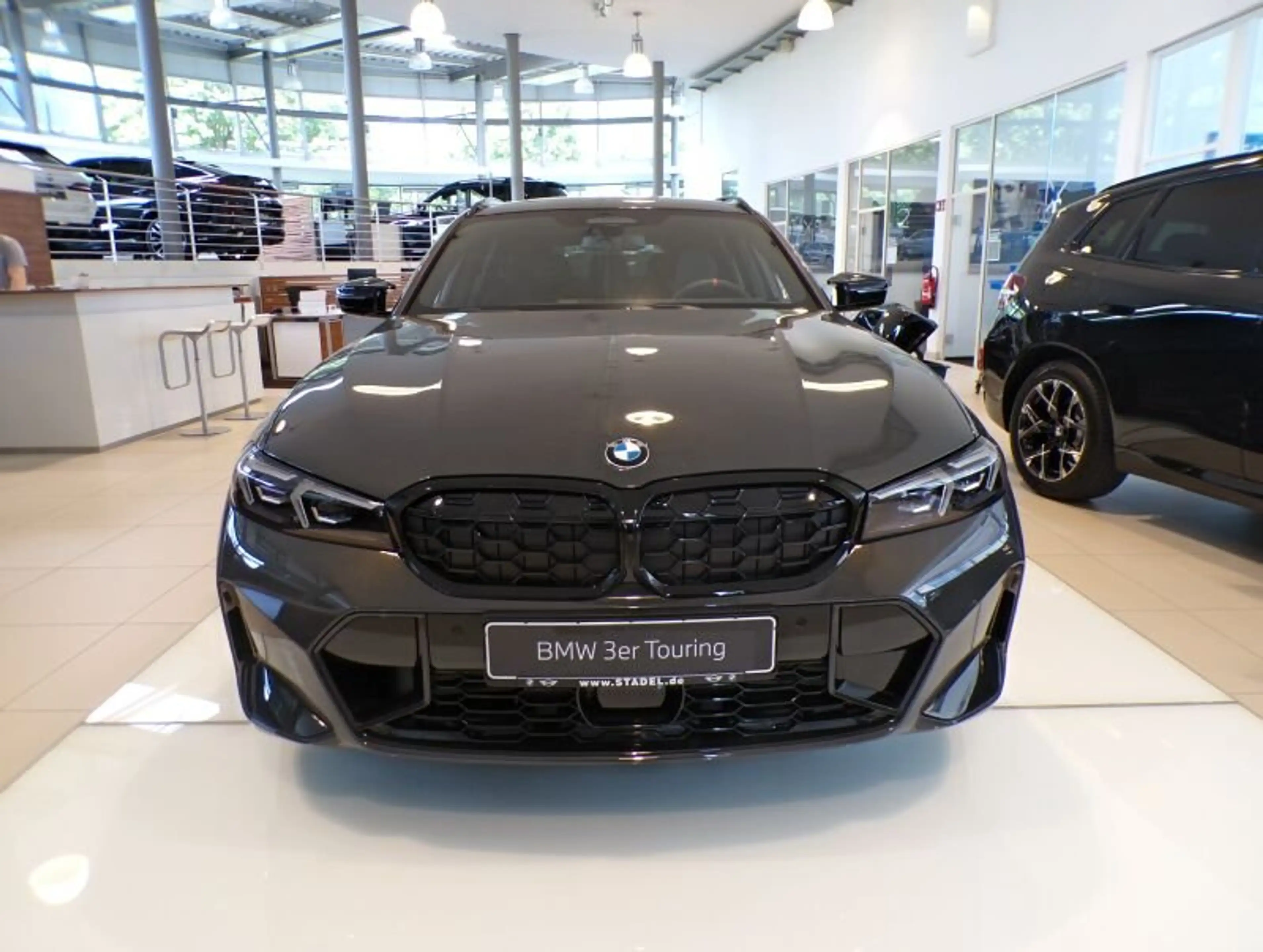 BMW 340 Mi xDrive Touring M Sport Pro Black Package — photo 4