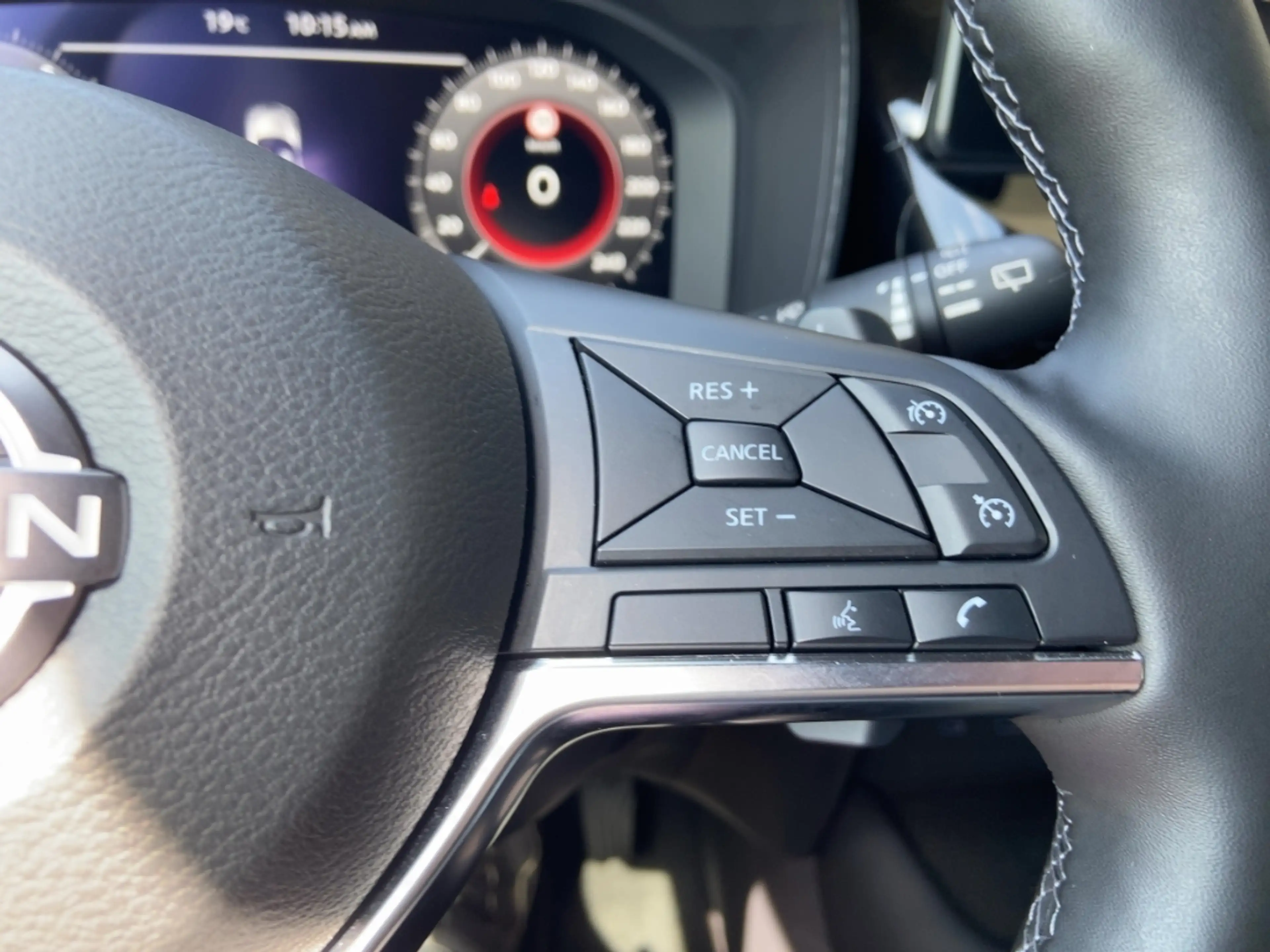 Nissan Juke N-SPORT 114PS Automatik Winter/Navi/Kamera/Carplay — photo 11