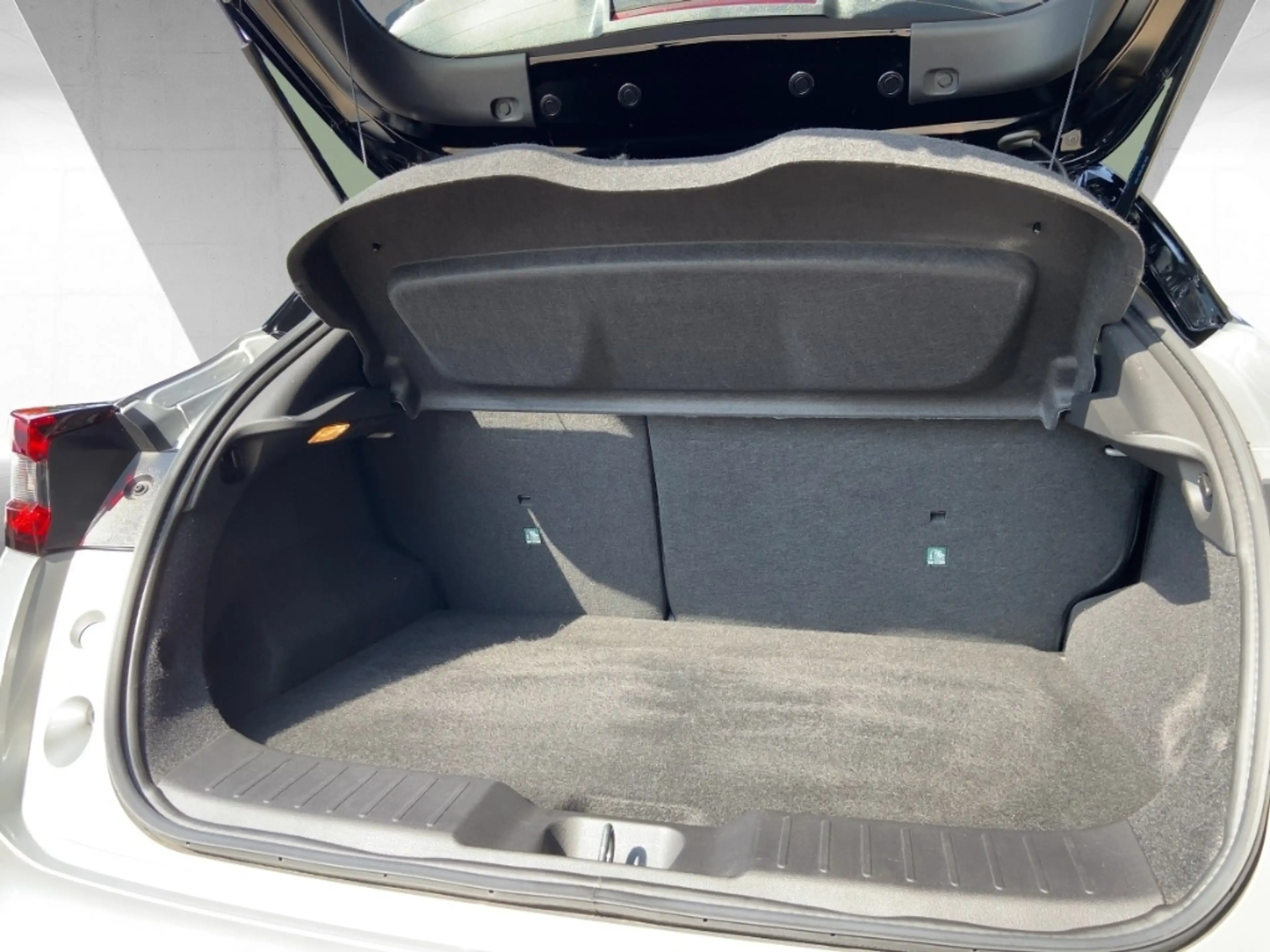 Nissan Juke N-SPORT 114PS Automatik Winter/Navi/Kamera/Carplay — photo 21