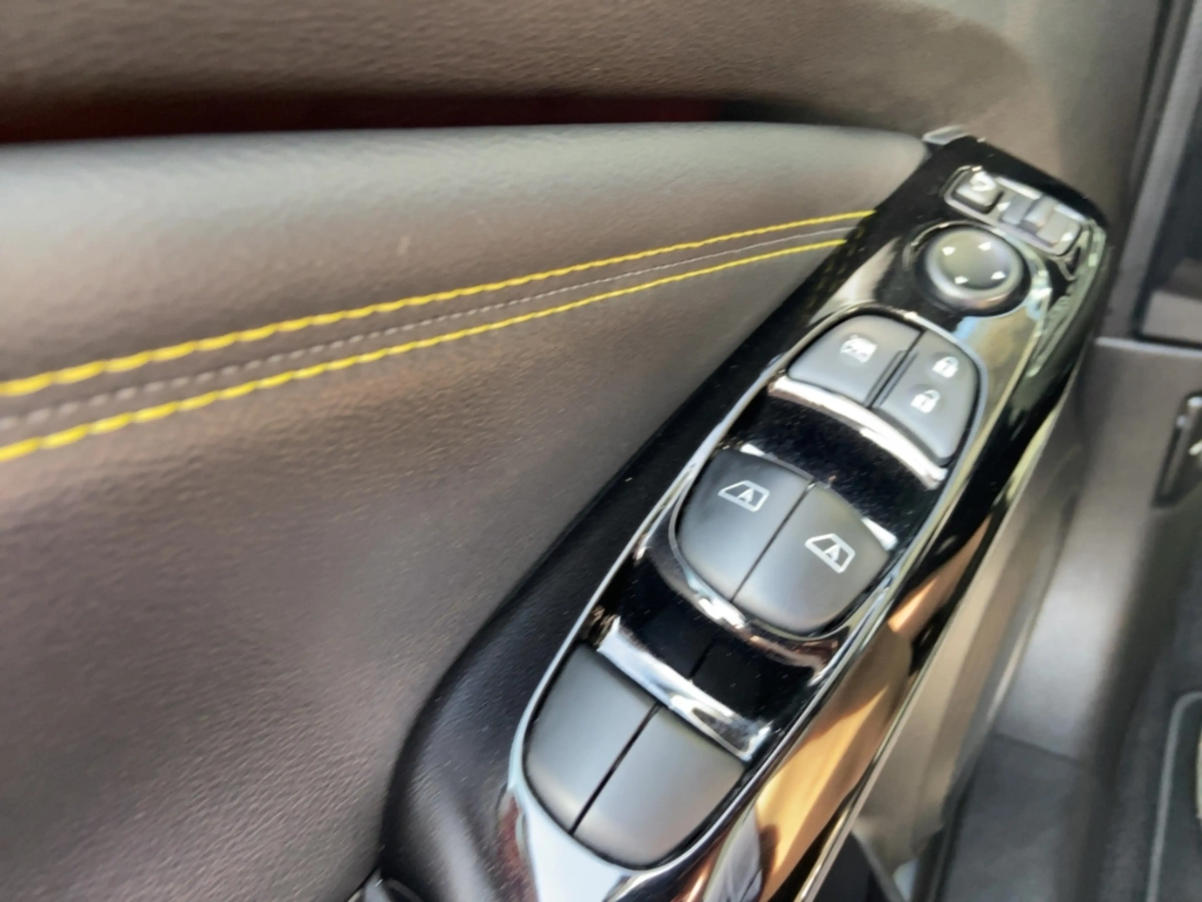 Nissan Juke N-SPORT 114PS Automatik Winter/Navi/Kamera/Carplay — photo 17