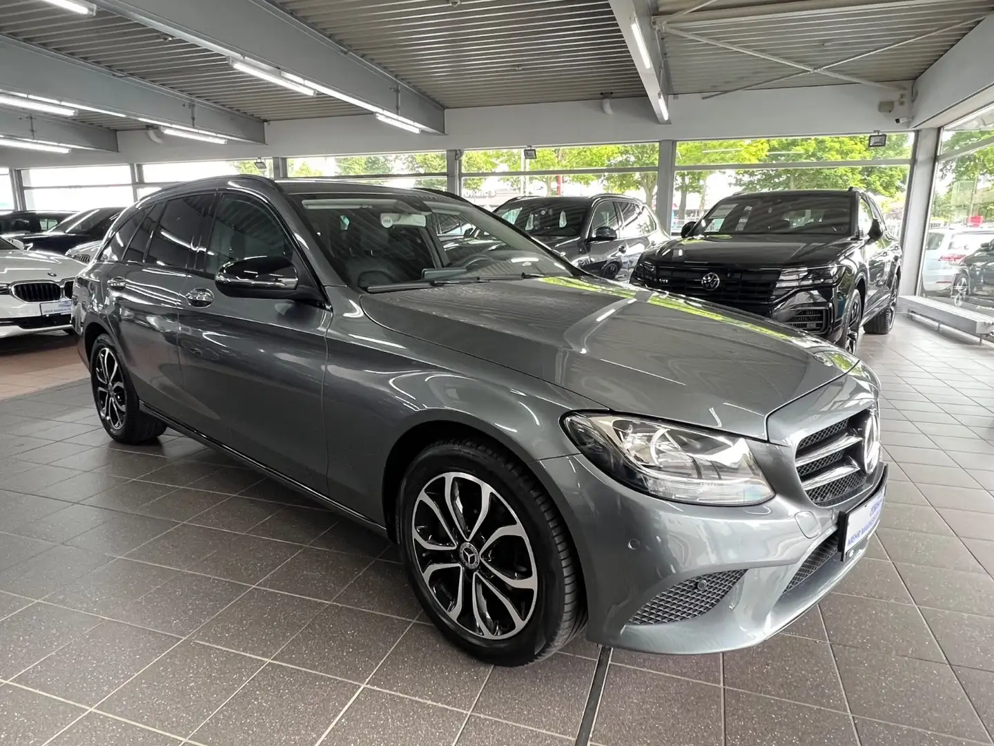 Mercedes-Benz C 220 T d Night 2x Avantgarde AHK+e-klappe+PARK Gris - 2