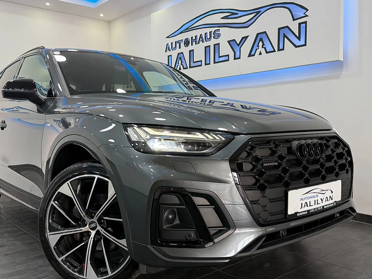 Audi Q5 40 TDI quattro 3XS-line, VIRTUAL, ACC, B&O, MAT... Grau - 2