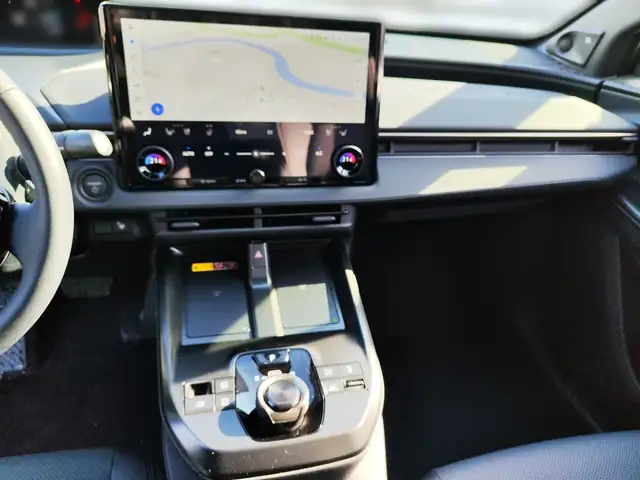 Toyota bZ4X Elektro 73kWh AWD ACC+LED+Navi+Pano+SHZ+360 Ansicht 12