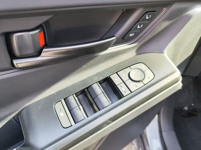 Toyota bZ4X Elektro 73kWh AWD ACC+LED+Navi+Pano+SHZ+360 Ansicht 17