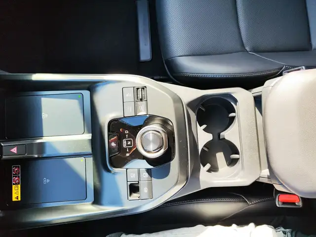 Toyota bZ4X Elektro 73kWh AWD ACC+LED+Navi+Pano+SHZ+360 Ansicht 26