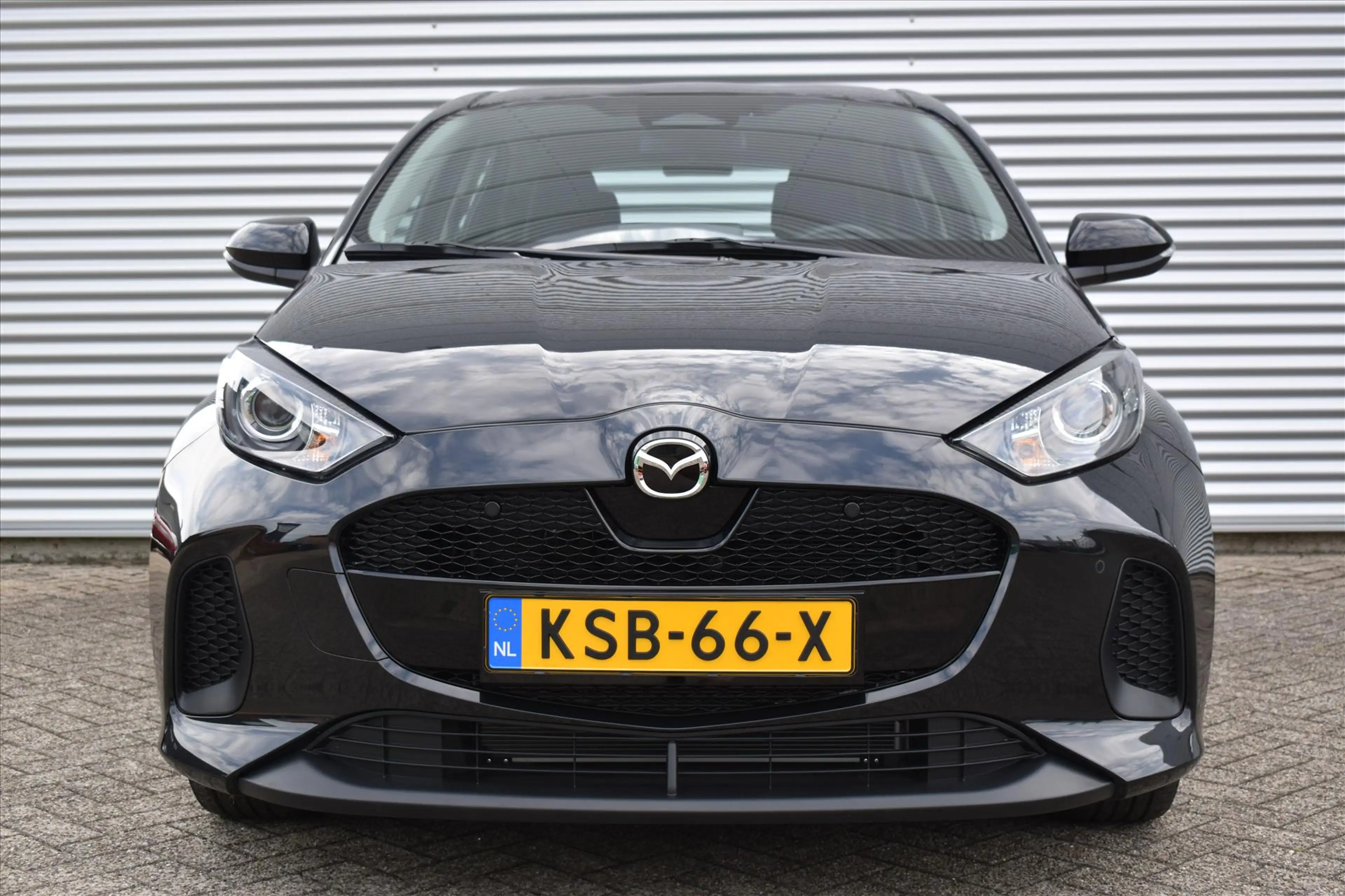 Mazda 2 Hybrid 1.5 Exclusive Line AUTOMAAT | Stoel & stuur — photo 5