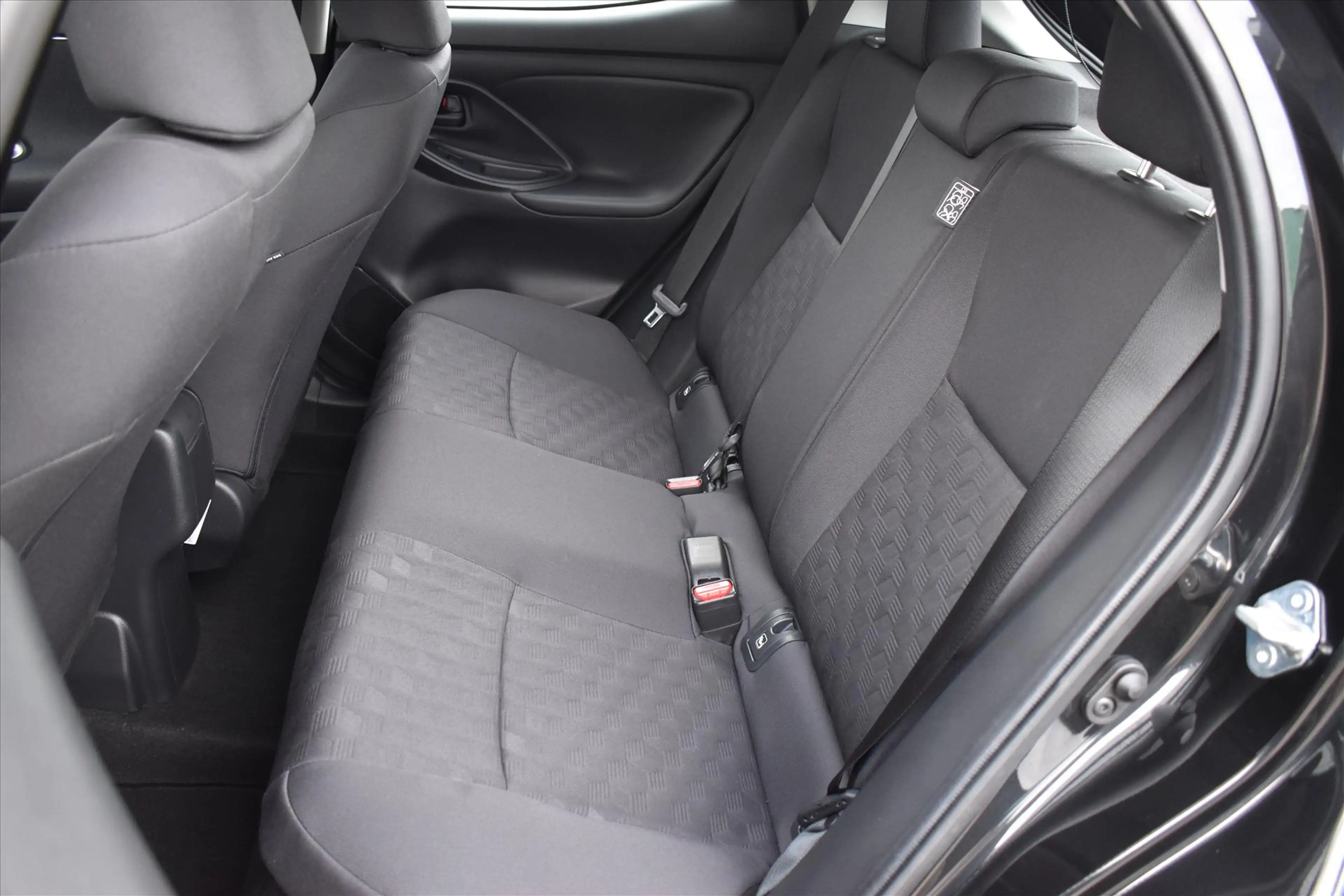 Mazda 2 Hybrid 1.5 Exclusive Line AUTOMAAT | Stoel & stuur — photo 11