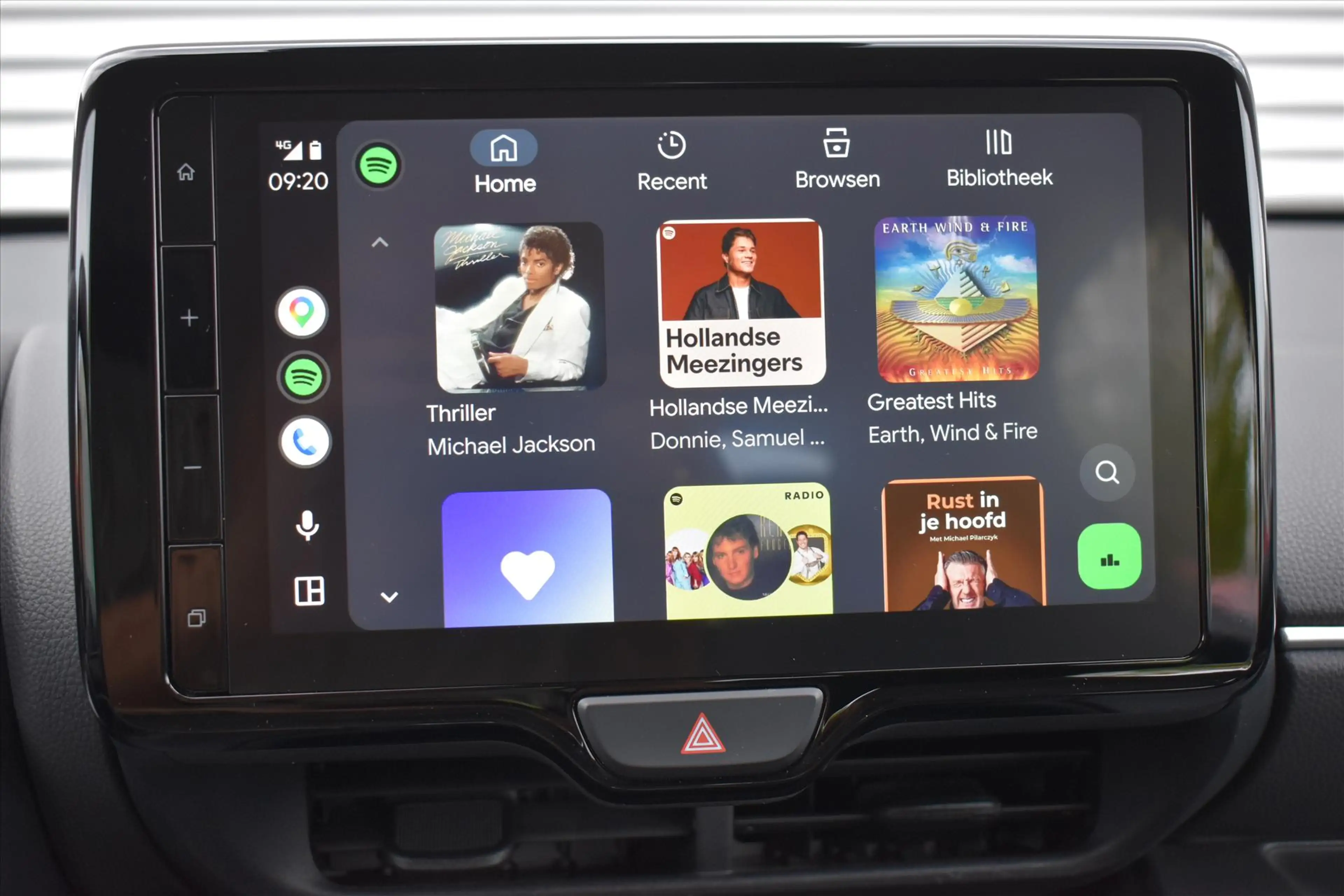 Mazda 2 Hybrid 1.5 Exclusive Line AUTOMAAT | Stoel & stuur — photo 23