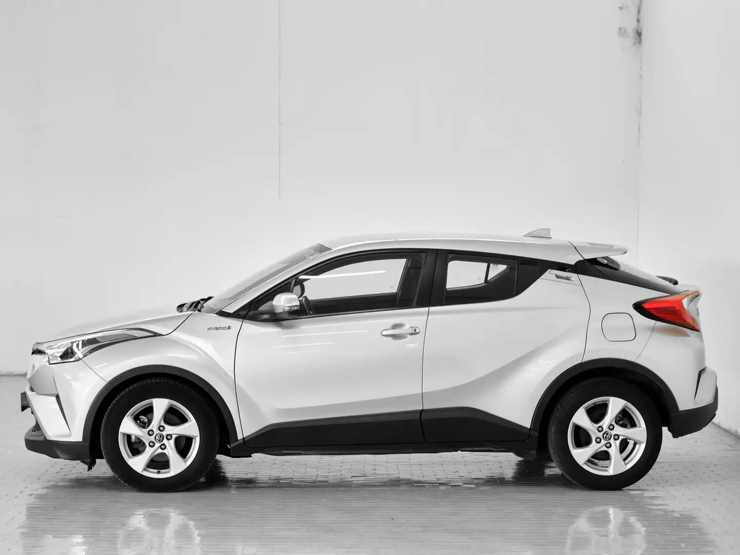 Toyota C-HR C-HR I 2016 1.8h Business 2wd e-cvt - 2