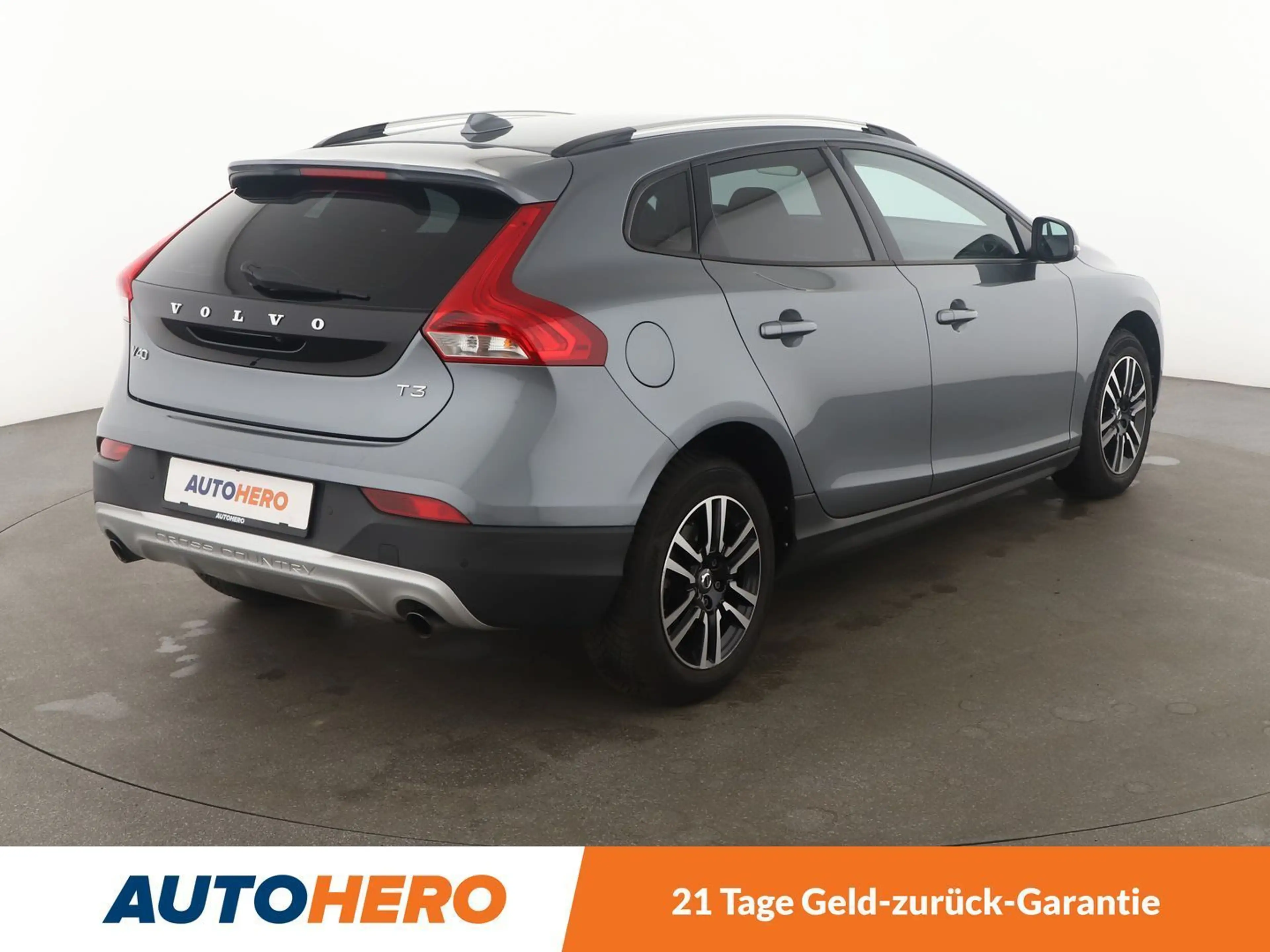 Volvo V40 Cross Country 1.5 Plus Aut.*NAVI*CAM*TEMPO* — photo 6