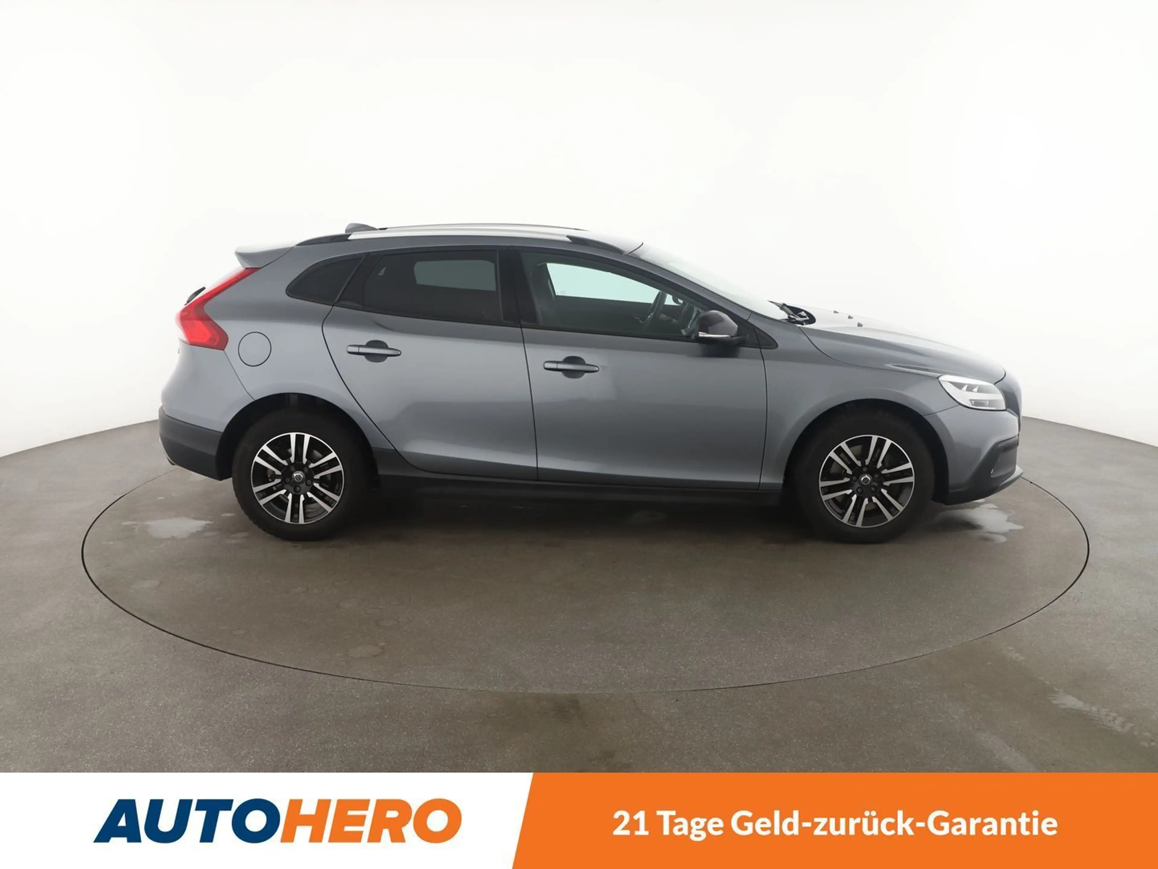 Volvo V40 Cross Country 1.5 Plus Aut.*NAVI*CAM*TEMPO* — photo 7