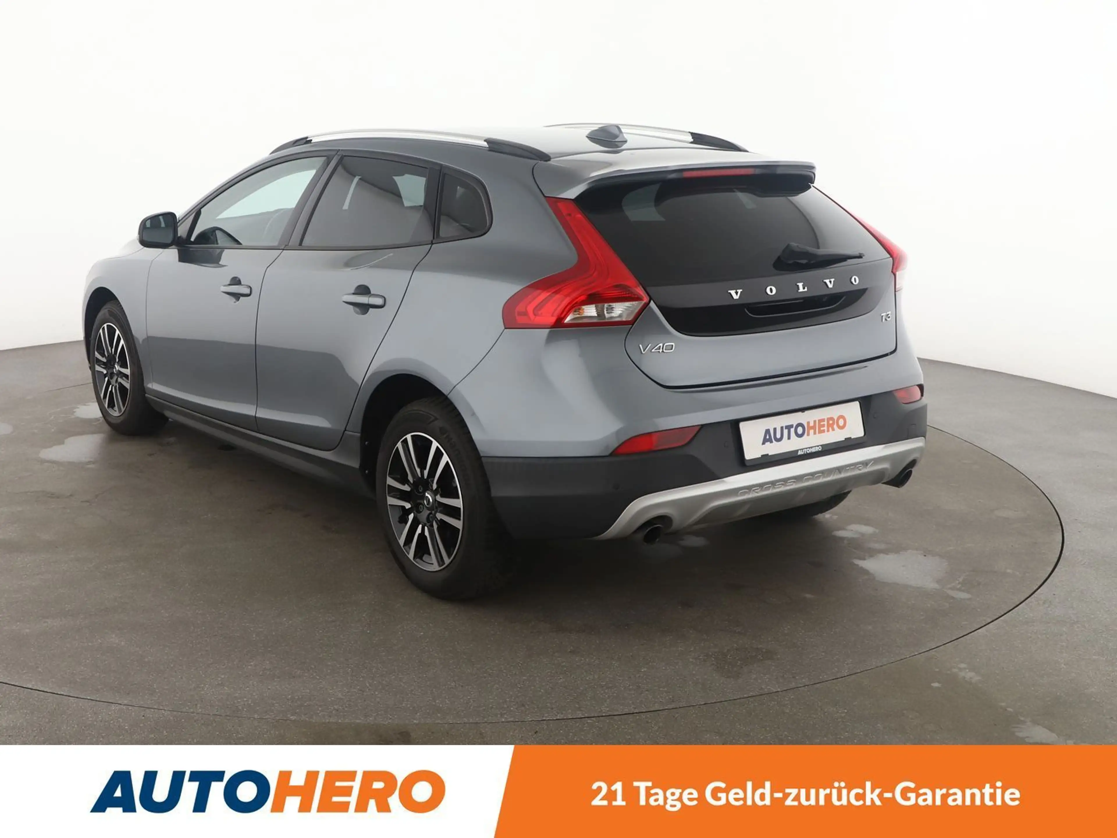Volvo V40 Cross Country 1.5 Plus Aut.*NAVI*CAM*TEMPO* — photo 4