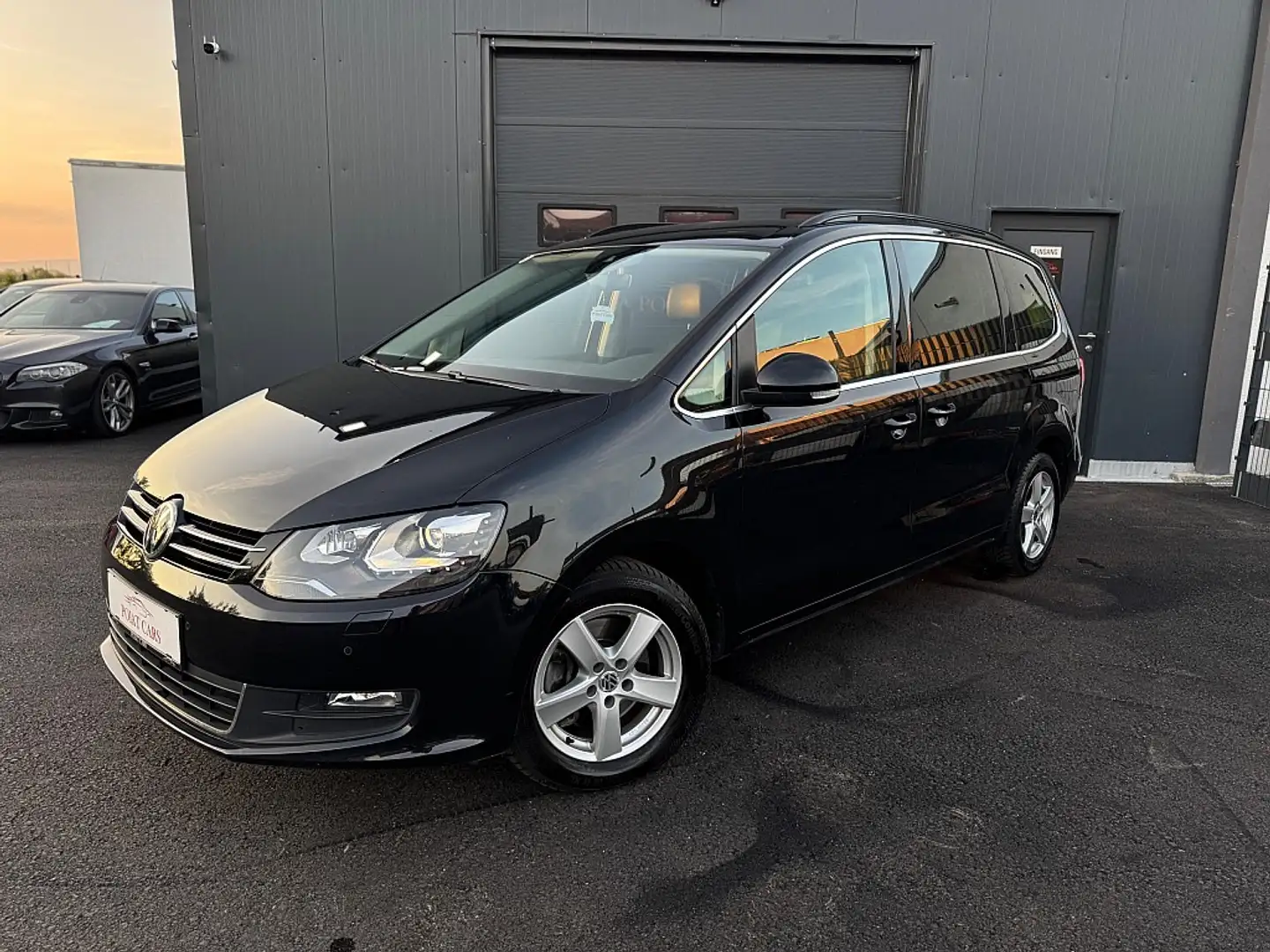 Volkswagen Sharan *1BESITZ* *LEDER* *LED* PARK PILOT* *SIGN-FRONT... Zwart - 1