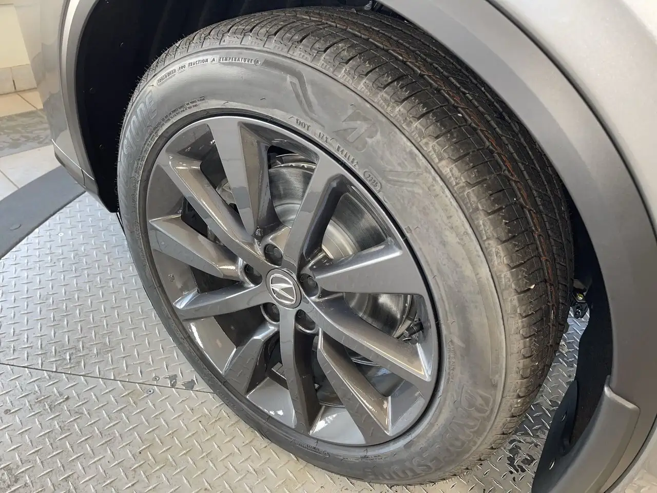 Acura MDX снимка Acura MDX