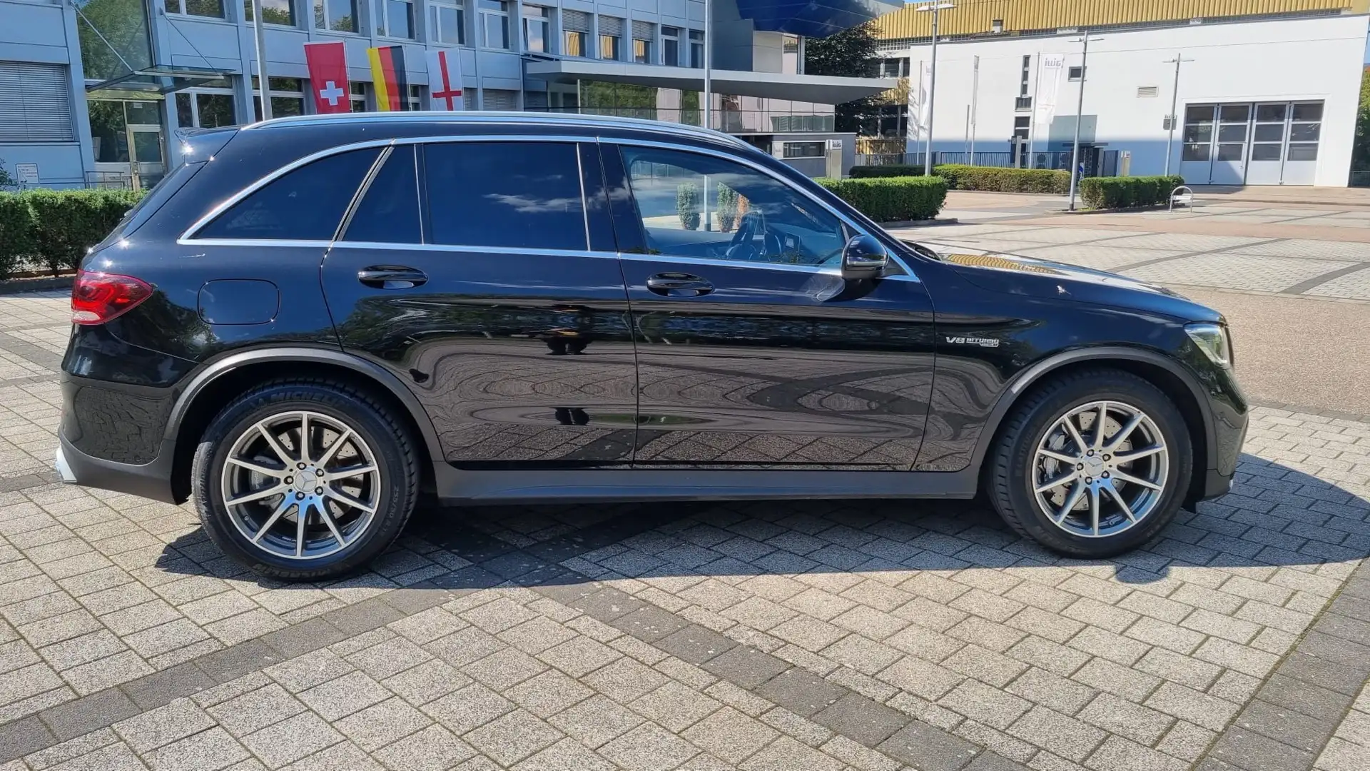 Mercedes-Benz GLC 63 AMG 4Matic+ Speedshift MCT 9G - 2