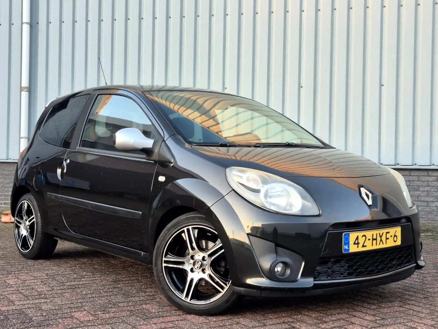 Renault Twingo 1.2 Dynamique Airco Schwarz - 1