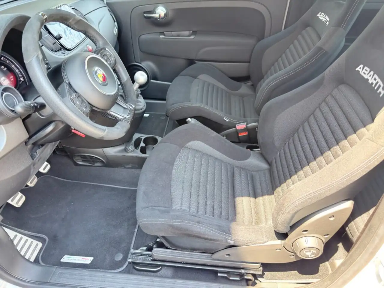 Abarth 595 2022